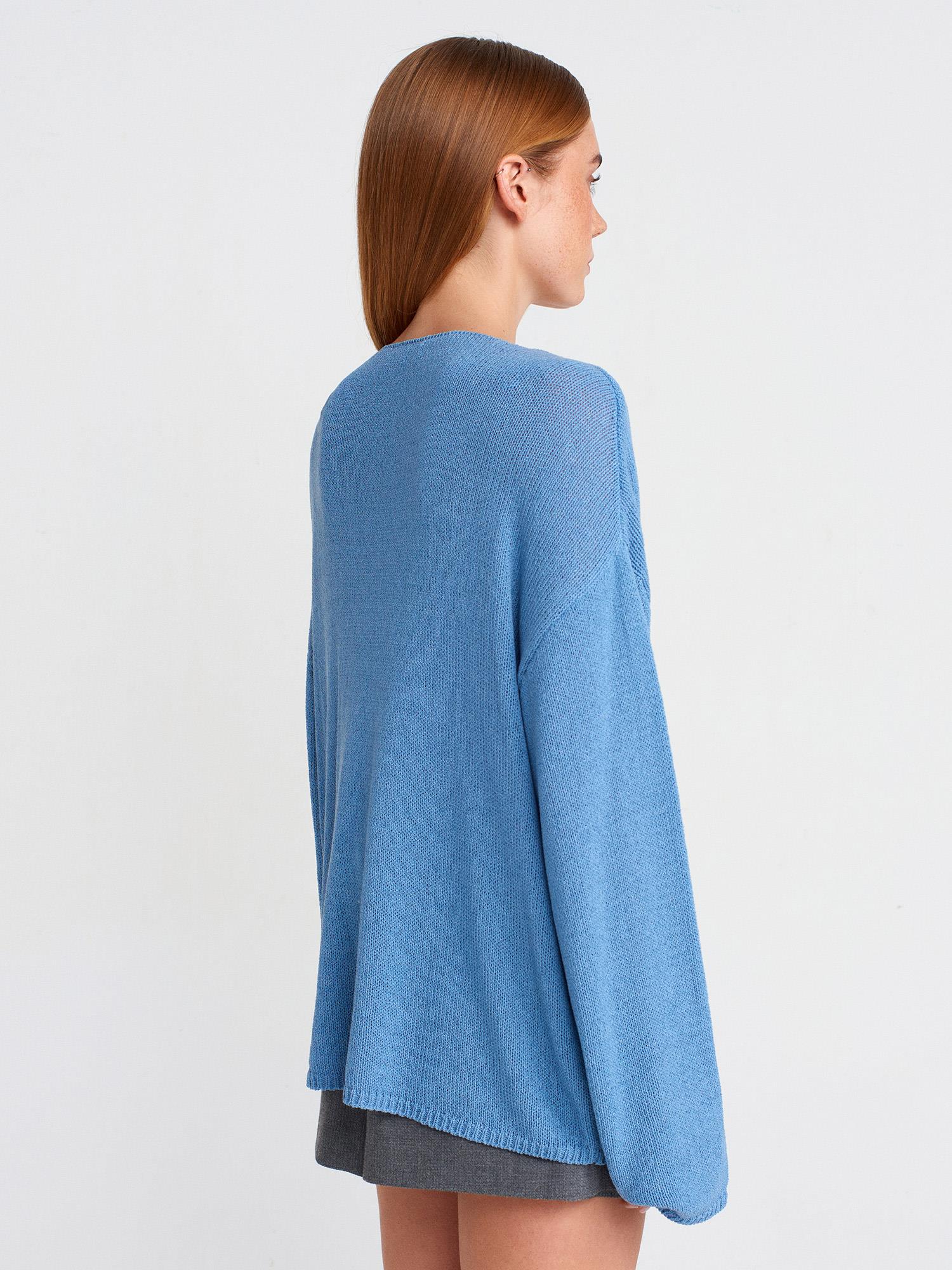 Wholesale Women's Sky Blue Scoop-Neck Flowy Sweater 0431-10706