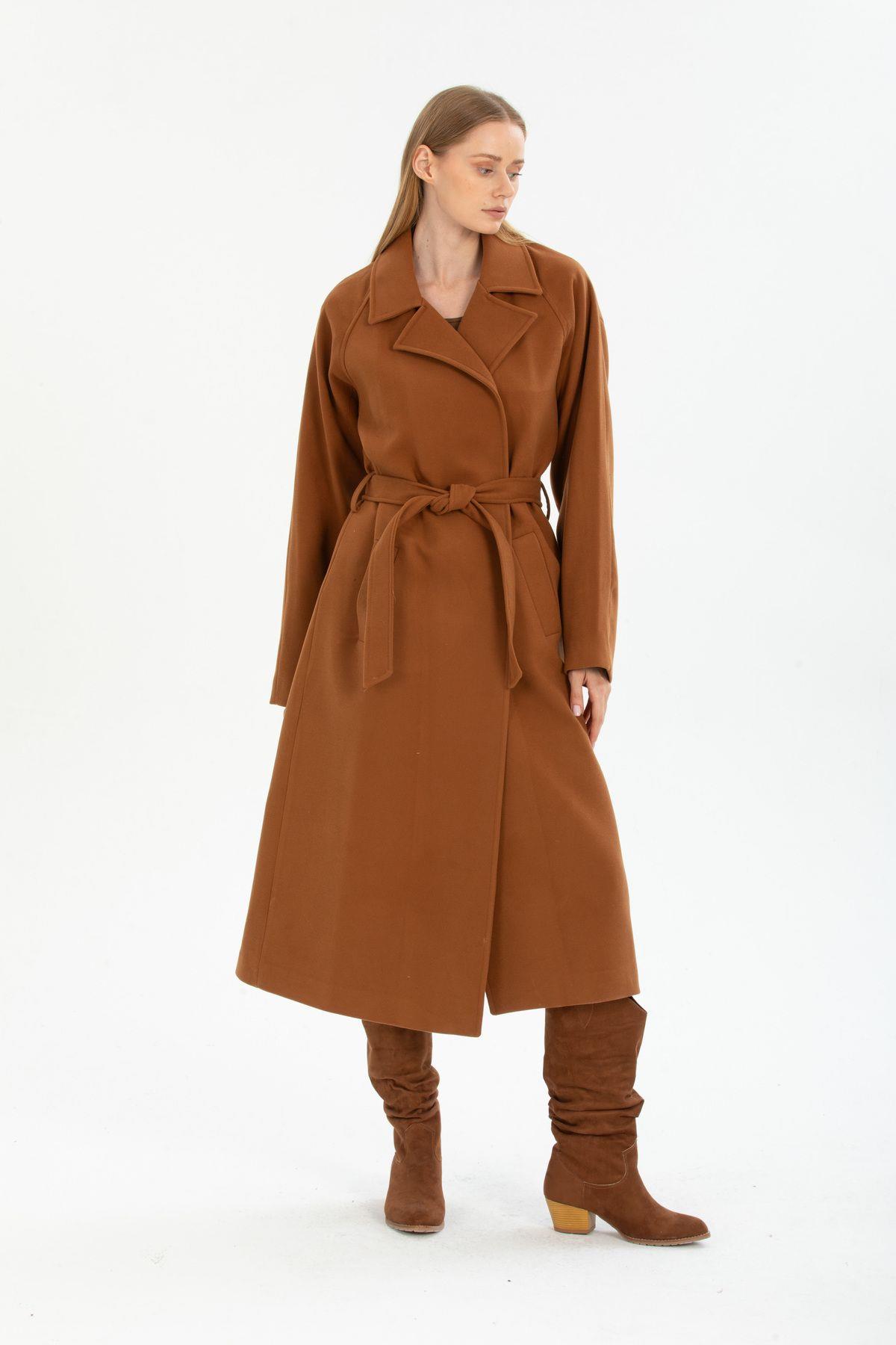 Wholesale Women's Slit Tan Zippered Long Belted Coat 70617