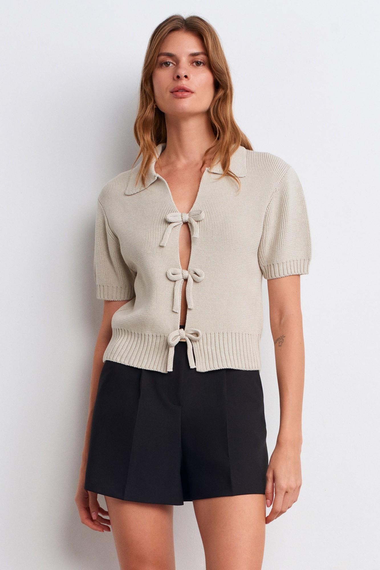 Wholesale Women's Stone Bow-Tie Knit Cardigan 0431W26-10809