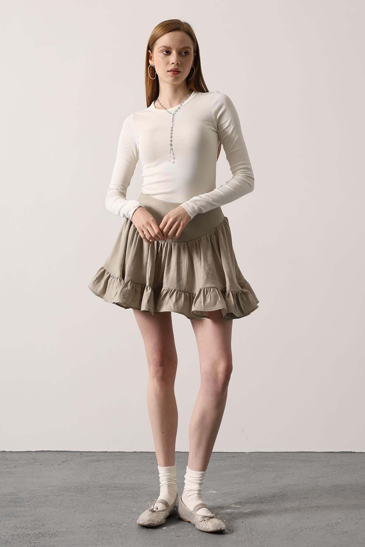 Wholesale Women's Stone Corset-Waist Ruffled Mini Skirt 0061-37211