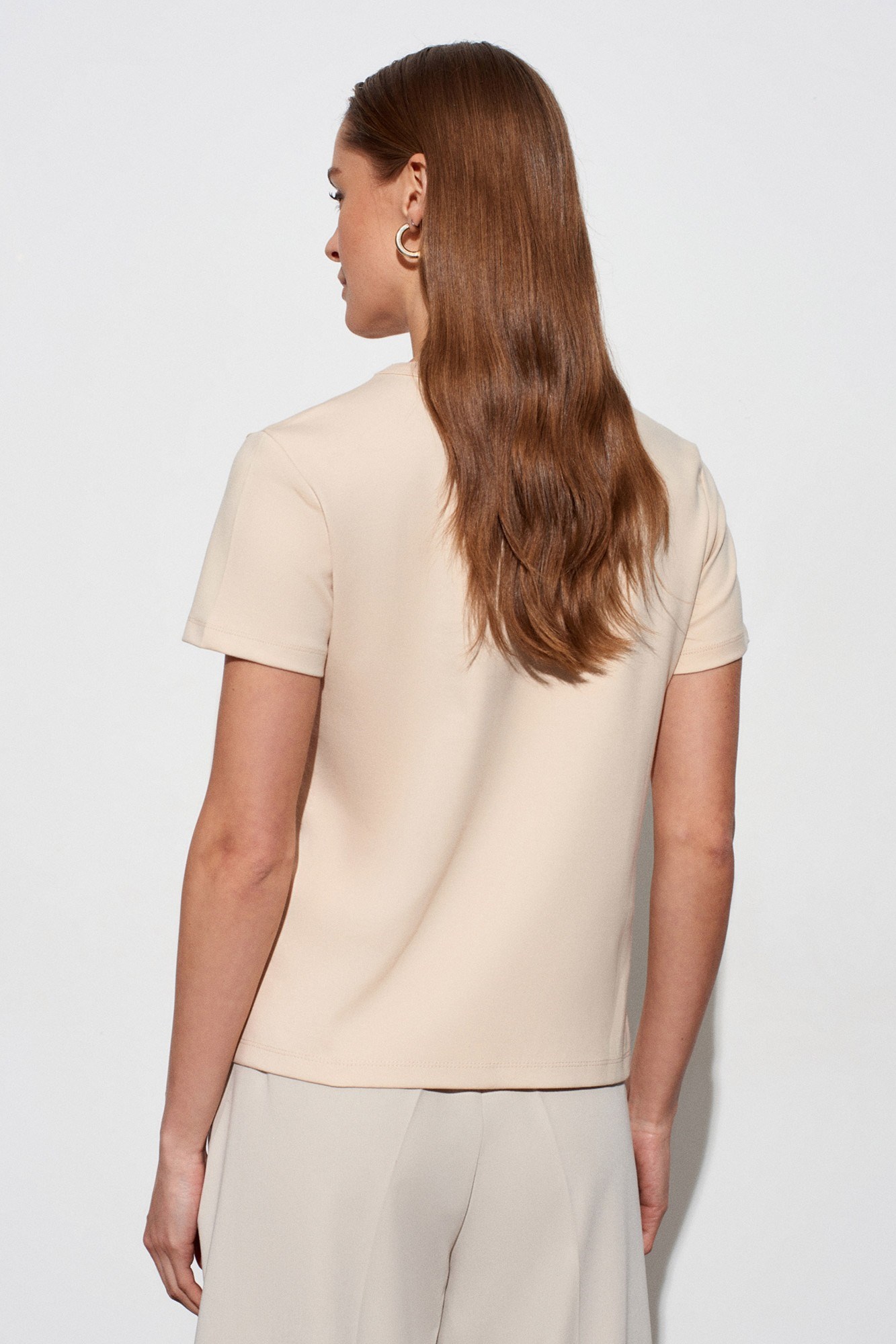 Wholesale Women's Stone Crew-Neck Basic T-Shirt 0431-32779