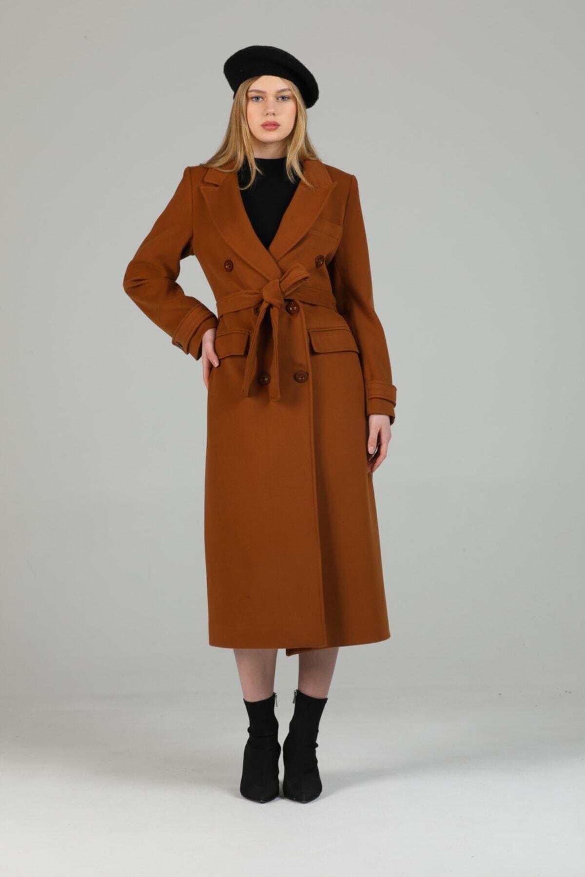 Wholesale Women's Tan Buttoned Coat