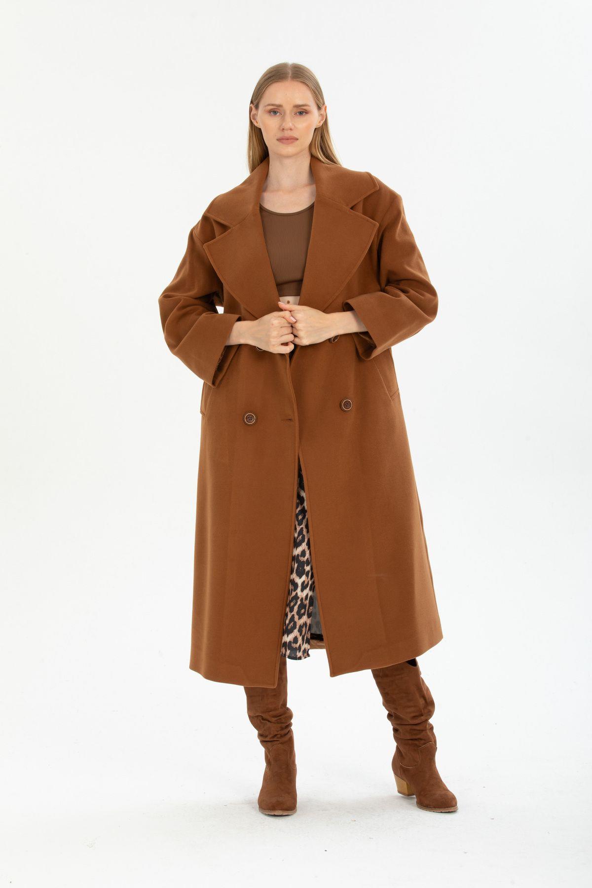 Wholesale Women's Tan Buttoned Lined Oversized Buttoned Coat