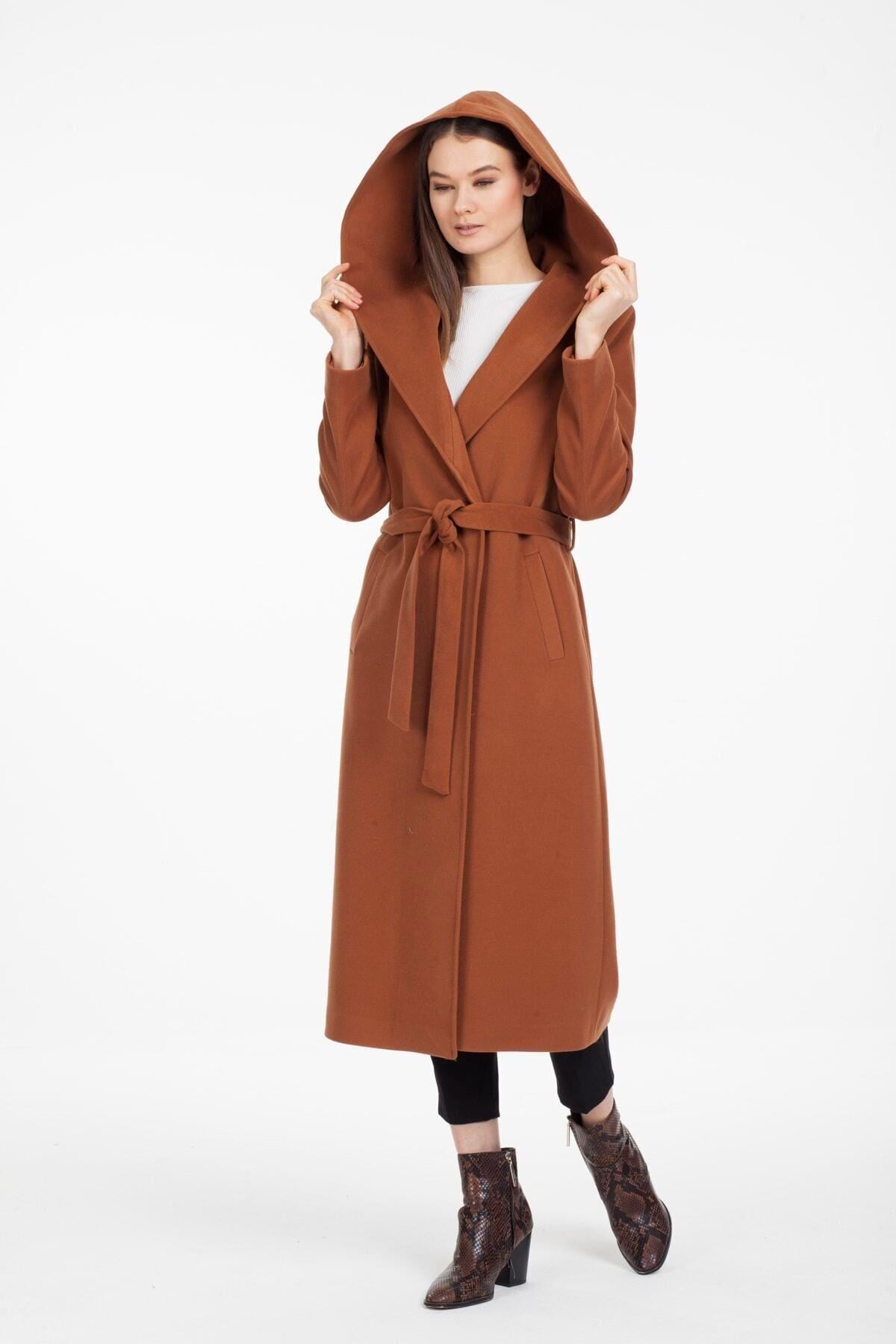 Wholesale Women's Tan Coat