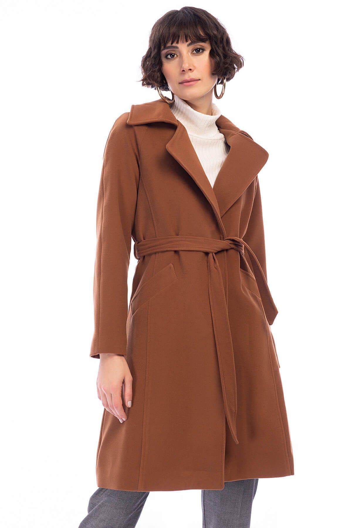 Wholesale Women's Tan Coat