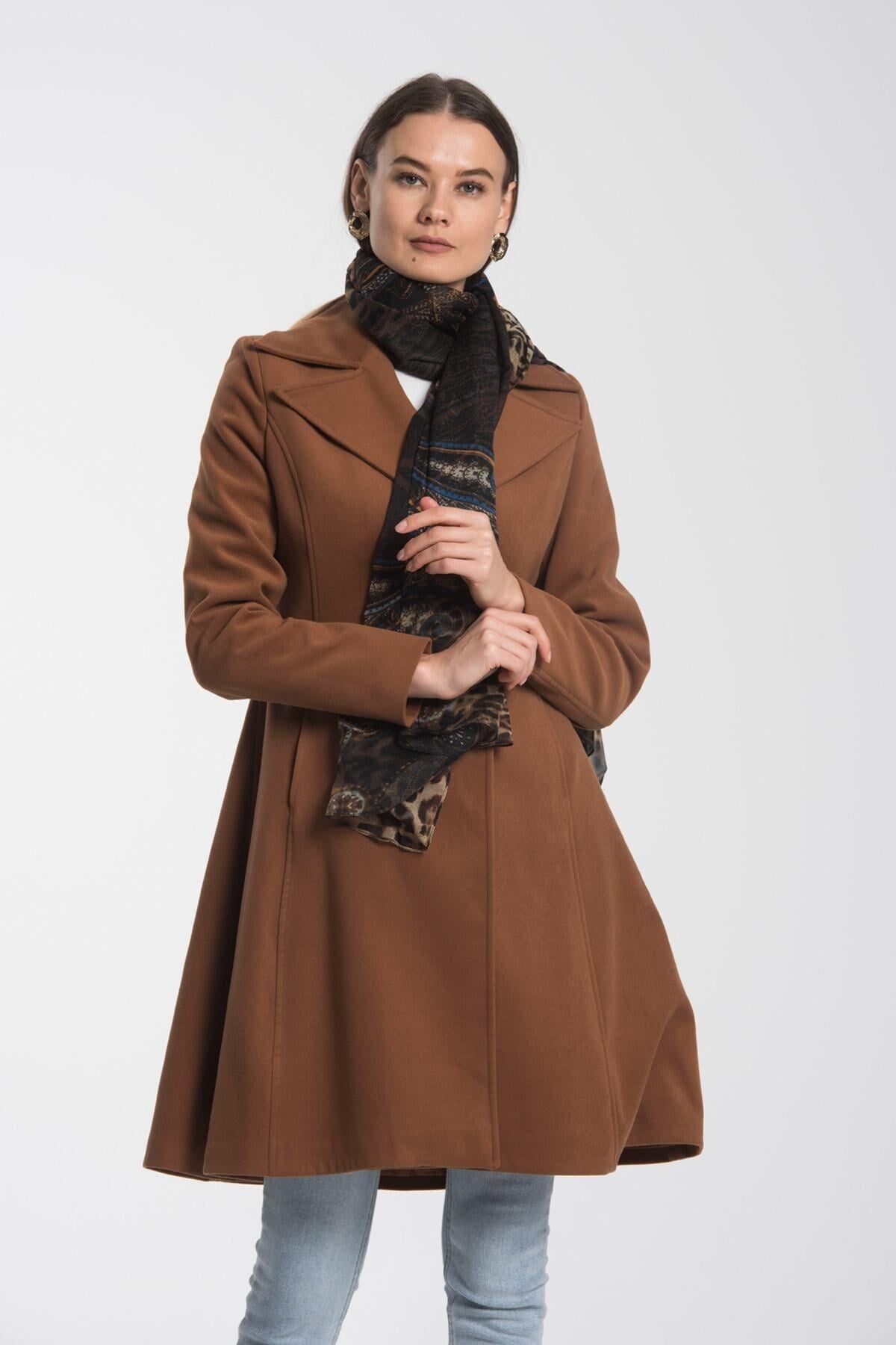 Wholesale Women's Tan Coat