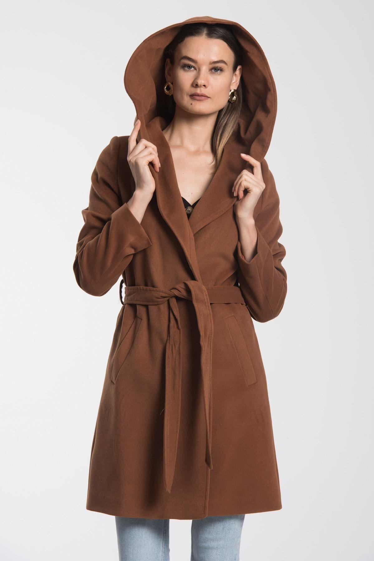 Wholesale Women's Tan Hooded Short Coat