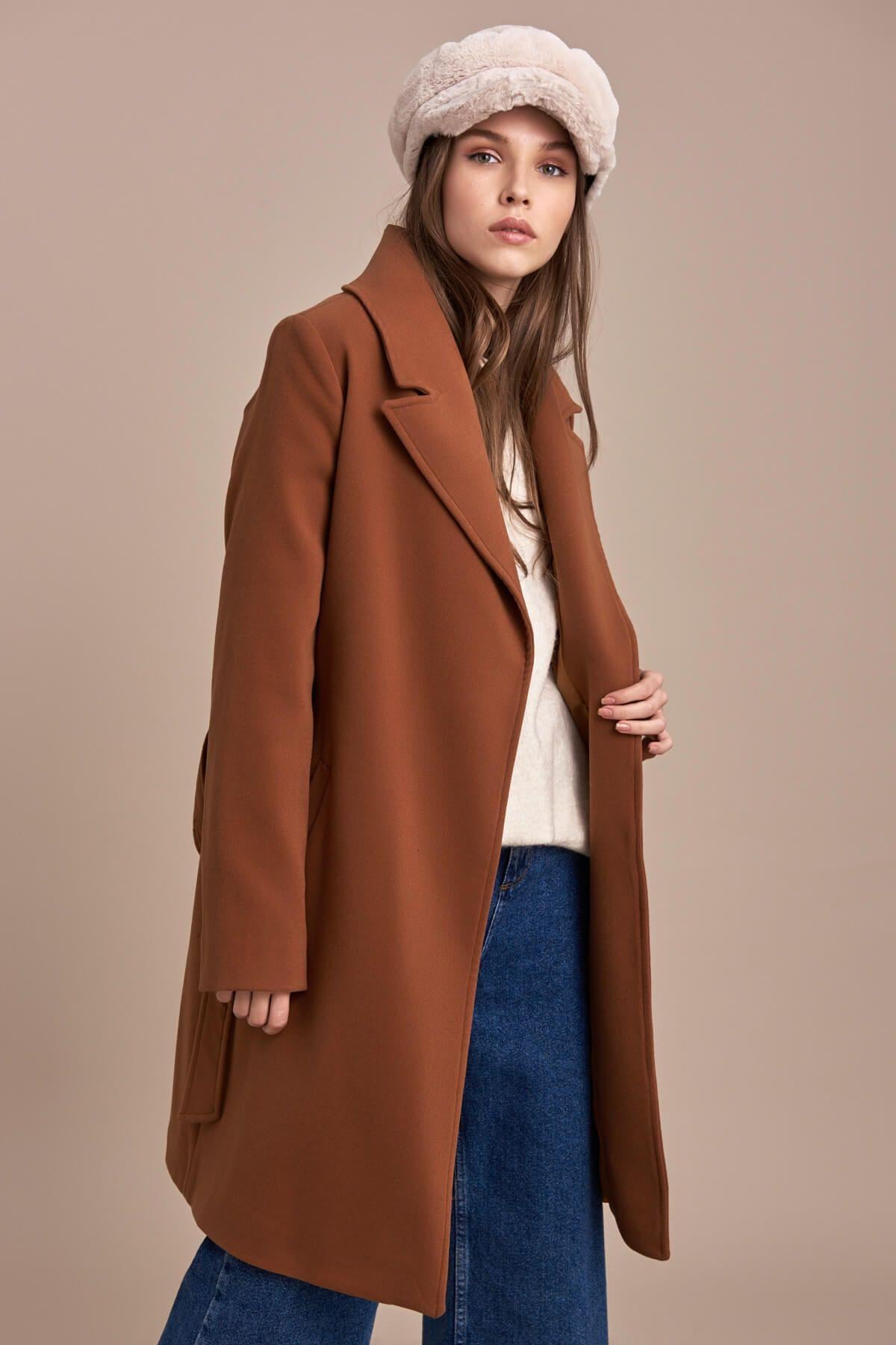 Wholesale Women's Tan Short Tie Coat