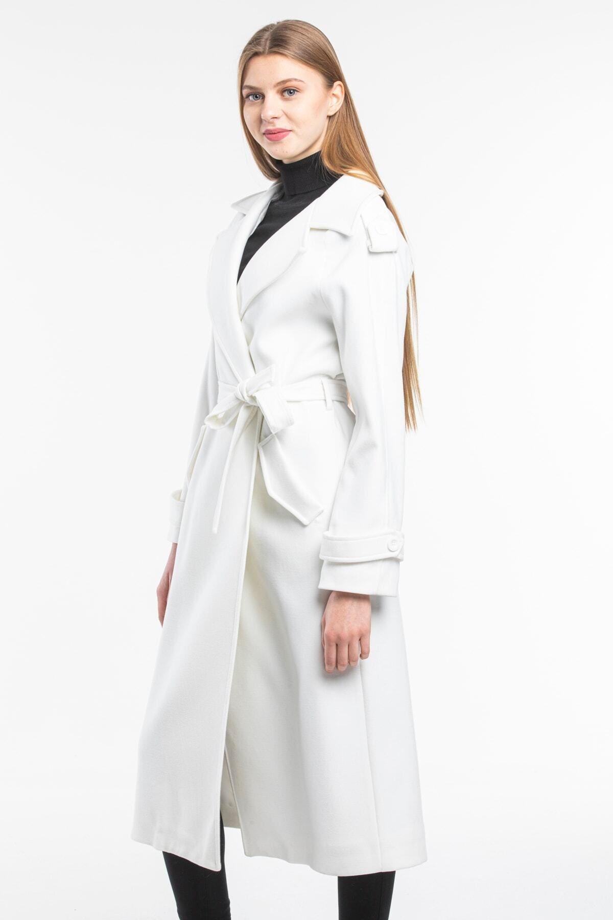 Wholesale Women's White Long Coat