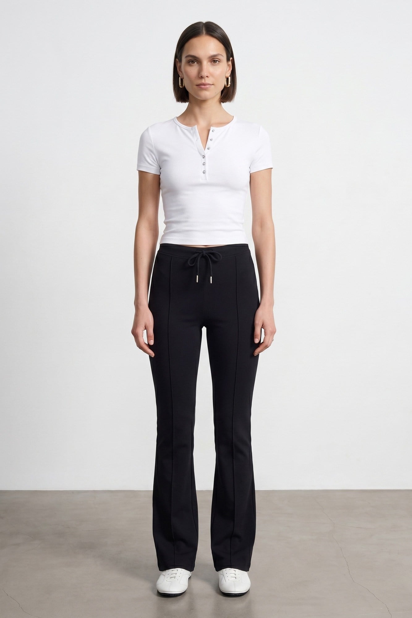 Wholesale Women's White Modal-Cotton Snap-Button Cropped Tee 0431-31704