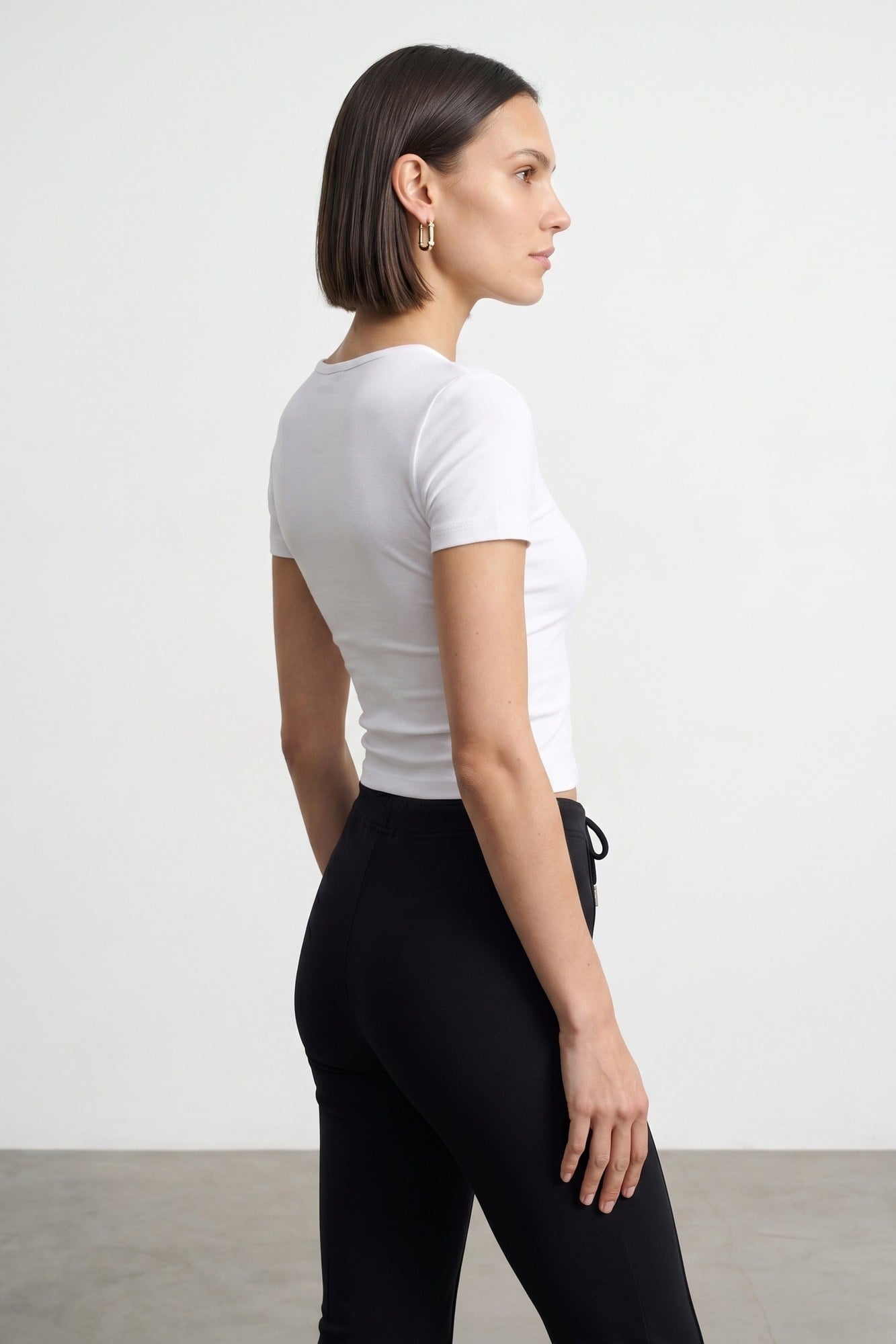 Wholesale Women's White Modal-Cotton Snap-Button Cropped Tee 0431-31704