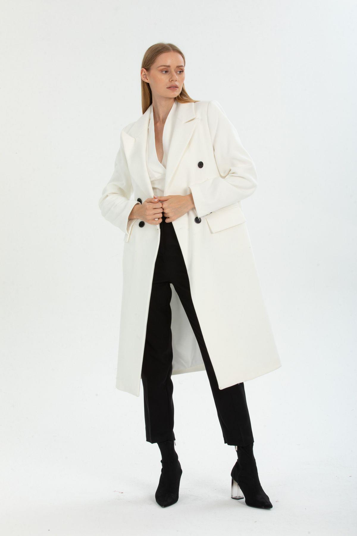 Wholesale Women's White Notched Collar Midi Black Buttoned Lined Coat