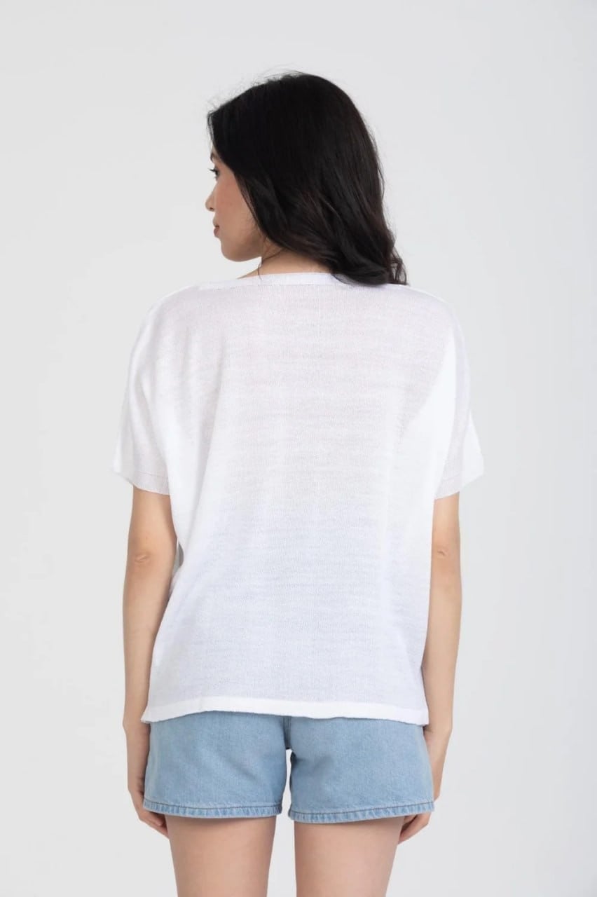 Wholesale Women's White V-Neck Mercerized Knit Sweater with Short Sleeves 0037-3347