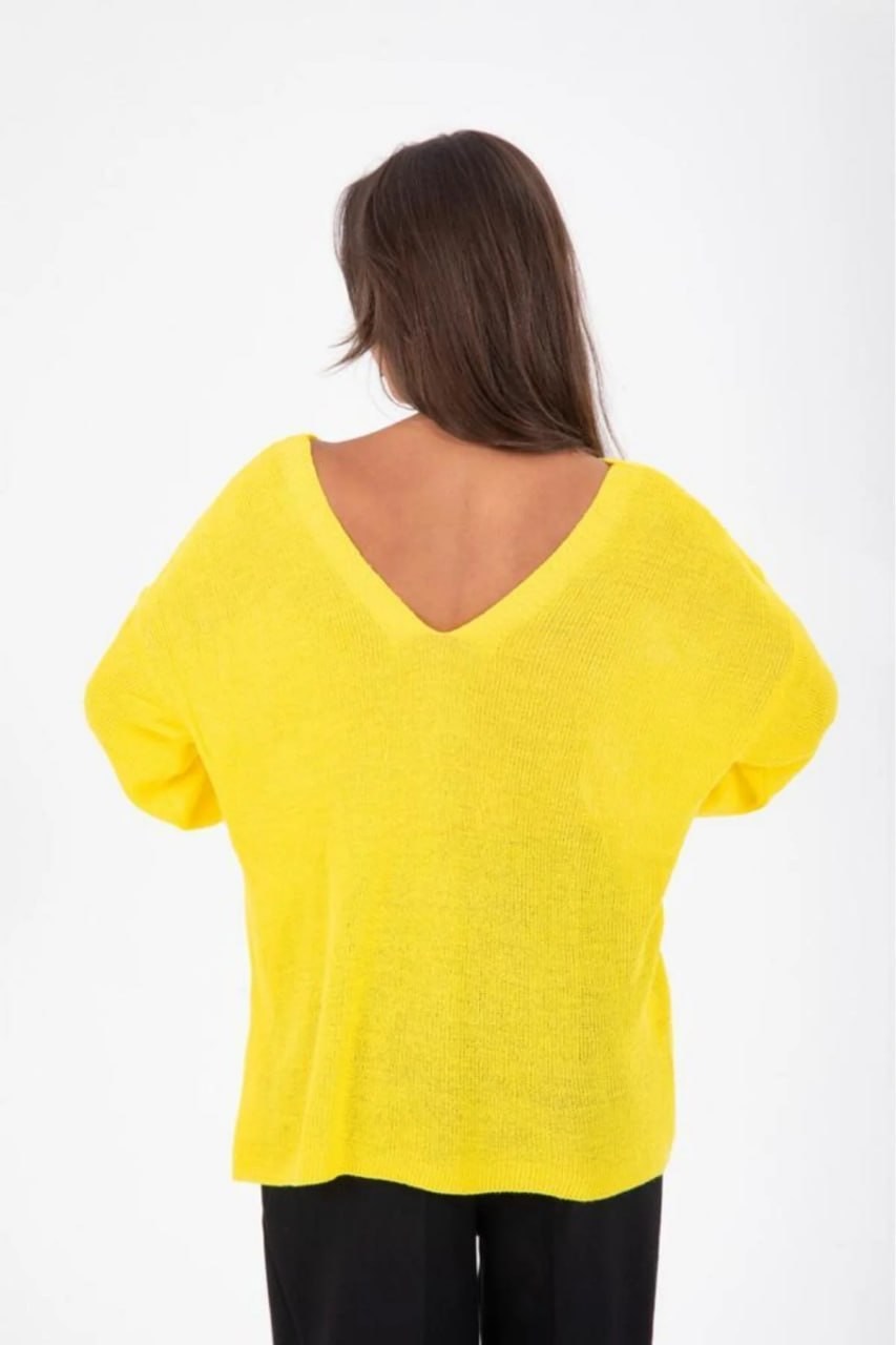 Wholesale Women's Yellow Relaxed-Fit Mercerized Knit Sweater with Front and Back V-Neck 0037-3276
