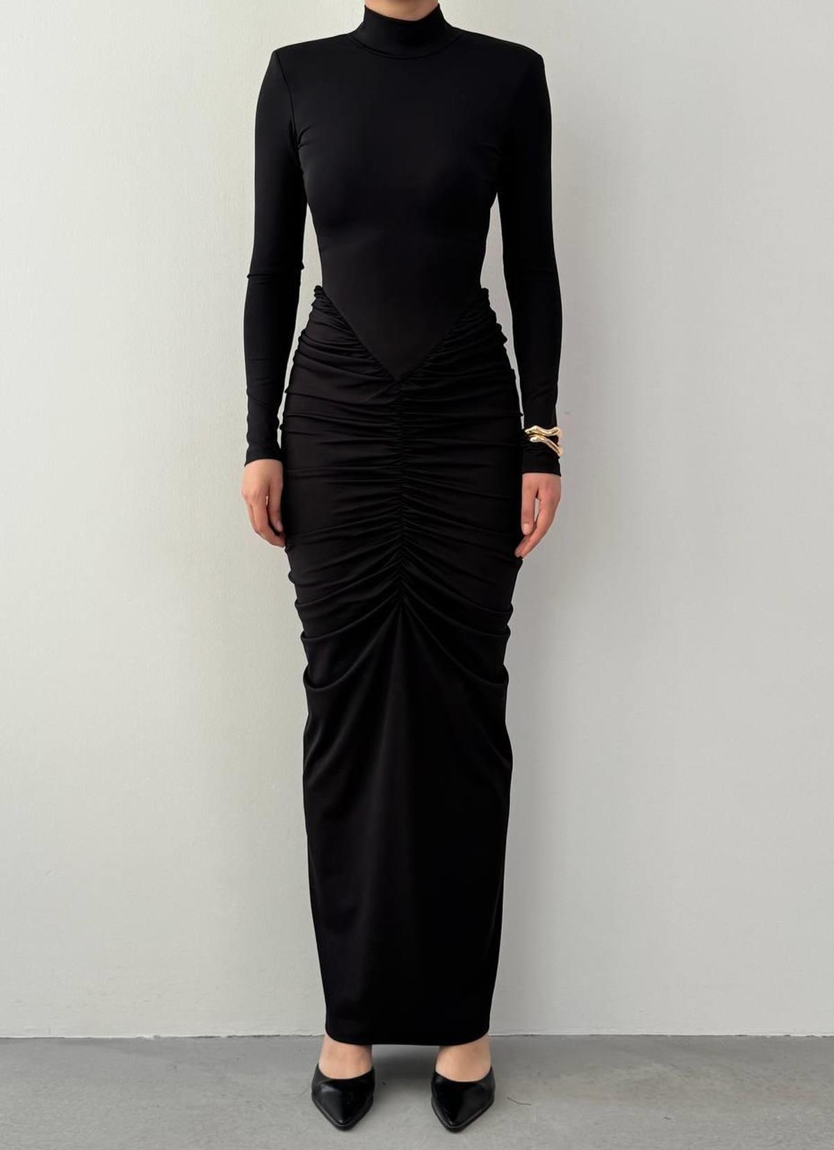 Wino Backless Dress