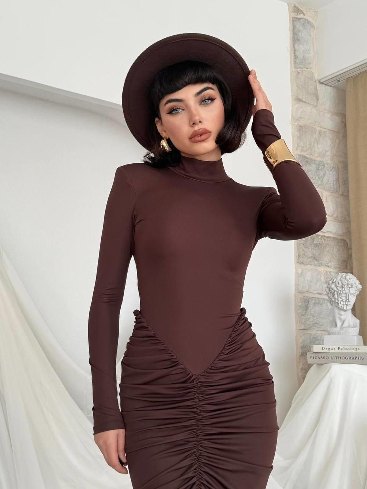 Wino Backless Dress