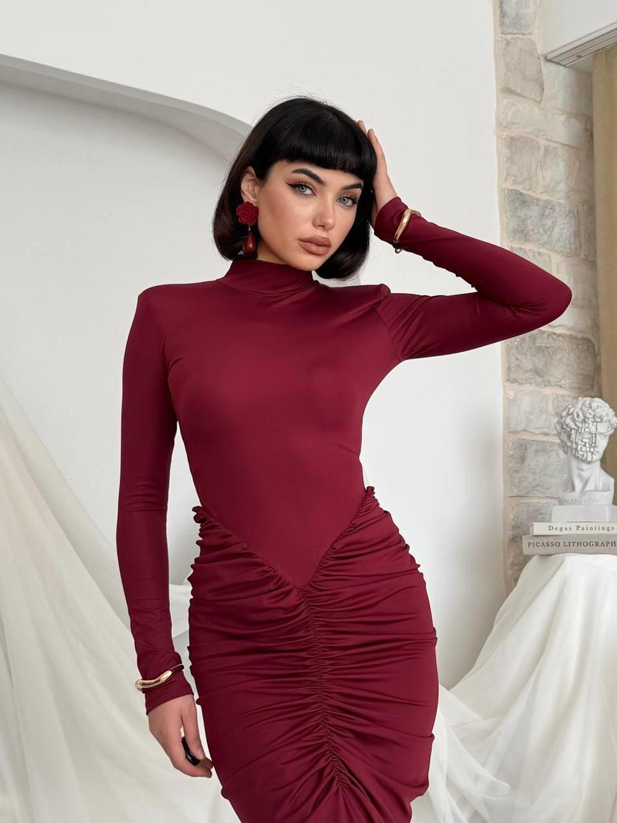 Wino Backless Dress
