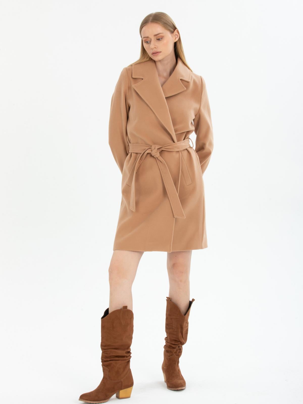 Women coat with belt wholesale Beige color 670518
