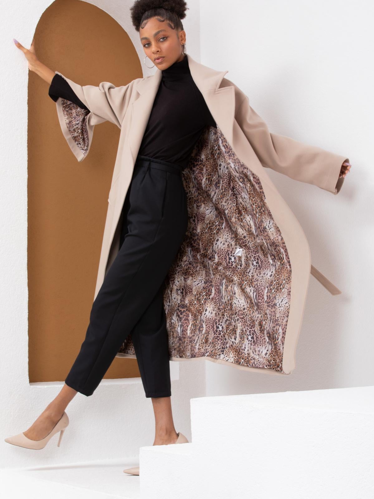 Women coat with belt wholesale Cream color 669369