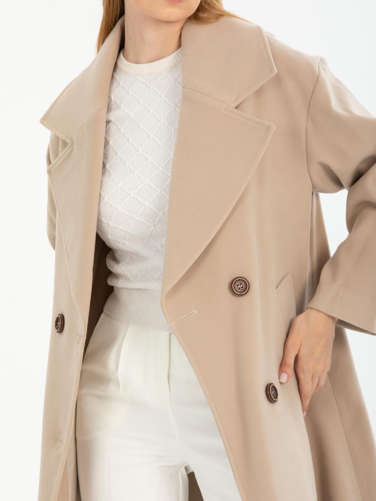 Women four-button coat wholesale Beige color
