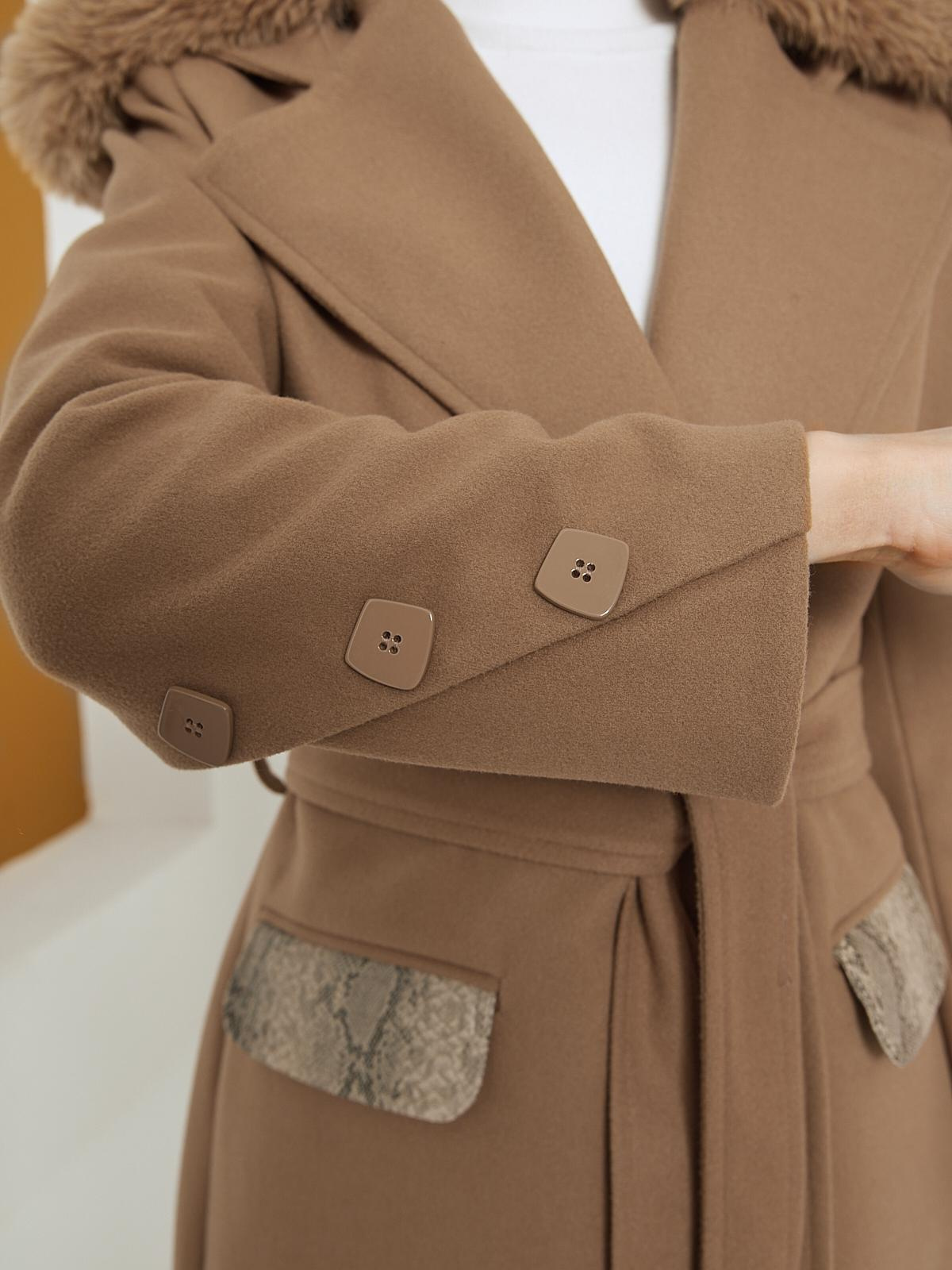 Women knee-length coat with removable fur collar wholesale Sandalwood color 679708