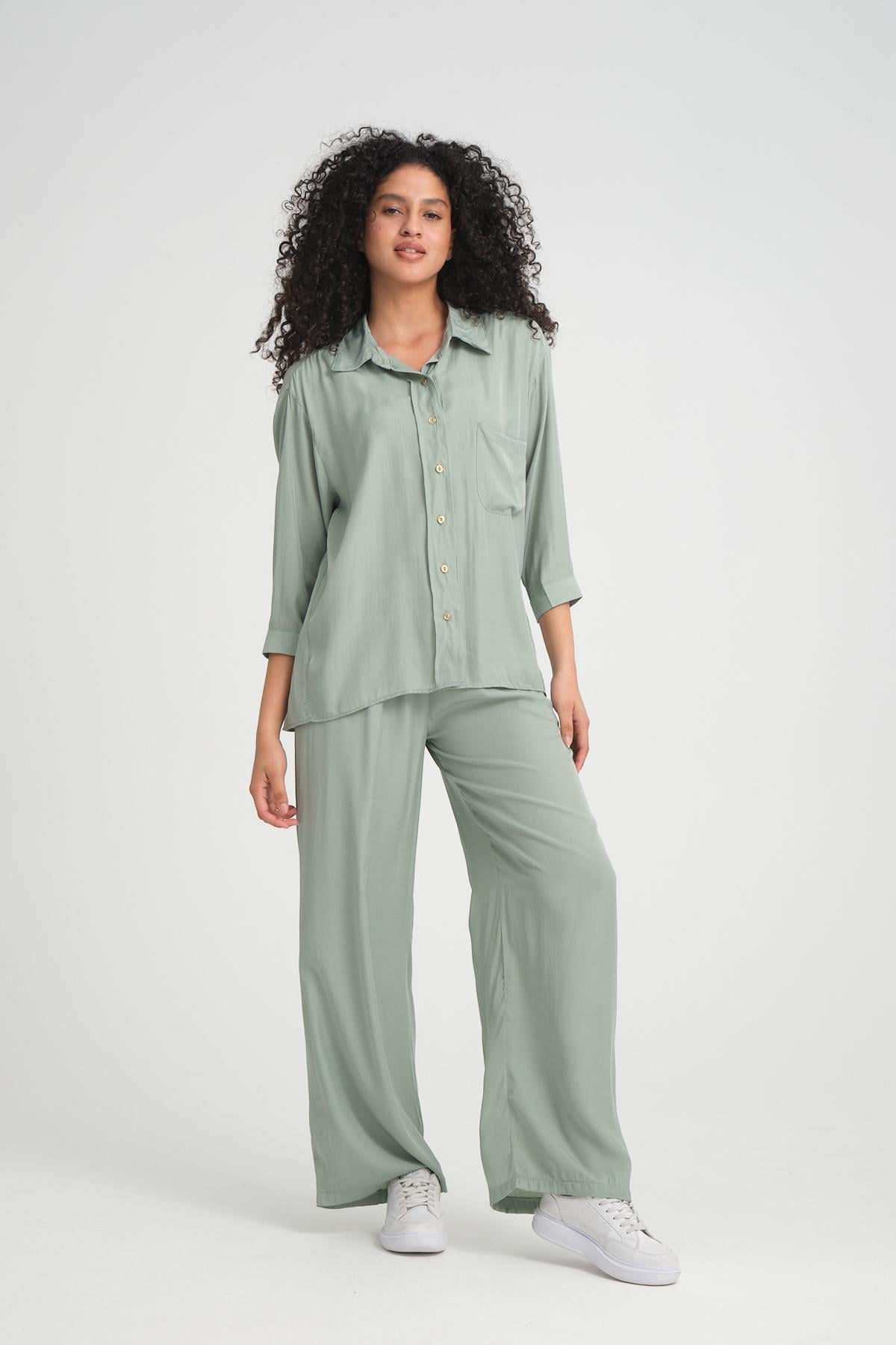 Women shirt and pants set wholesale Menthol color 693921