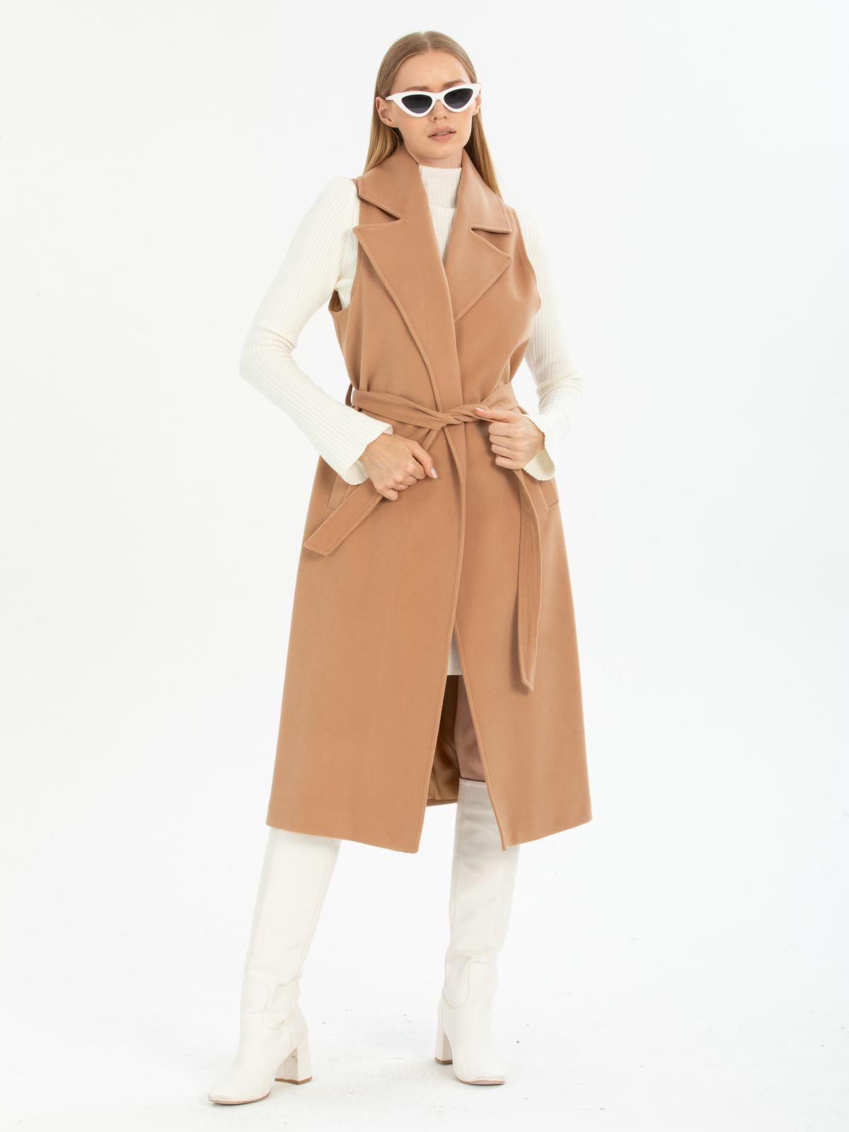 Women vest with belt wholesale Beige color 669506