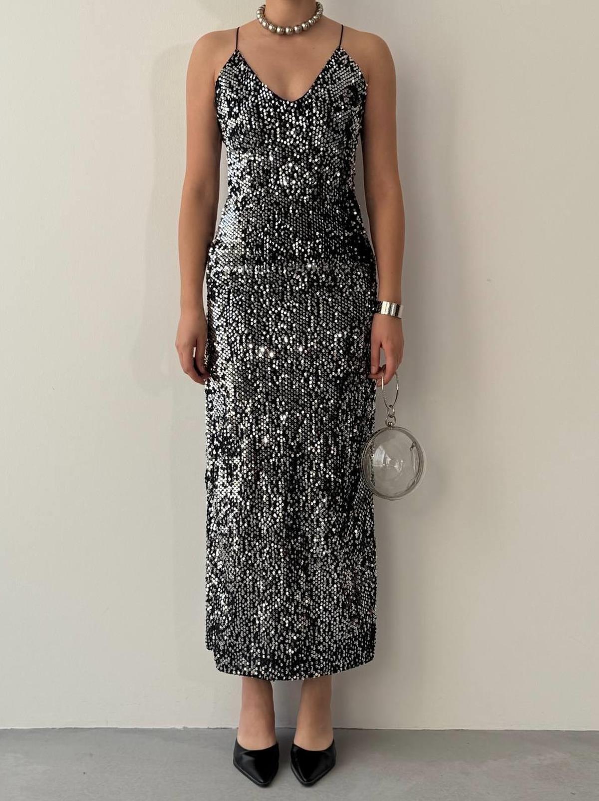 Zexa Back Detail Dress
