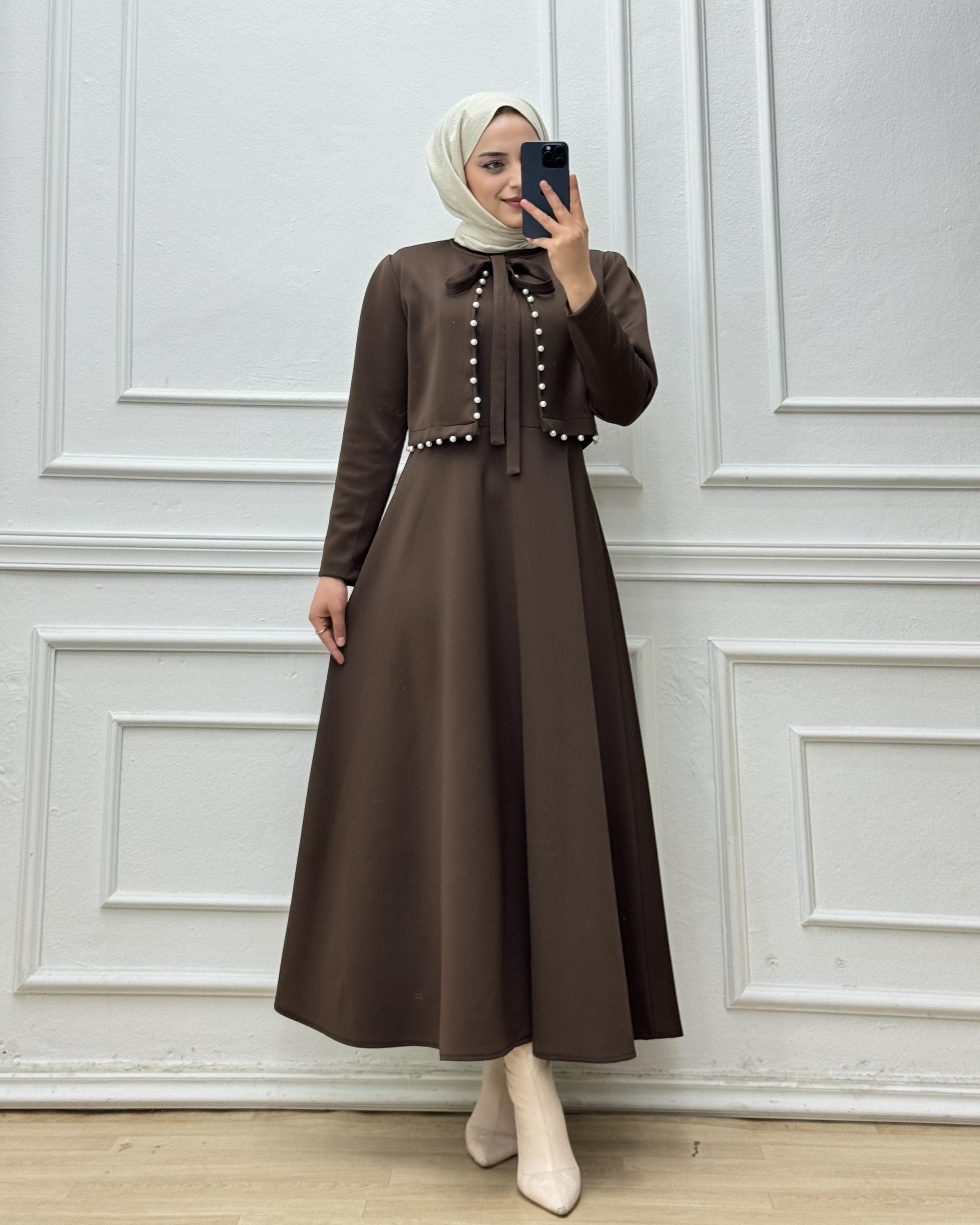 0886-İncili Elbise-Kahverengi