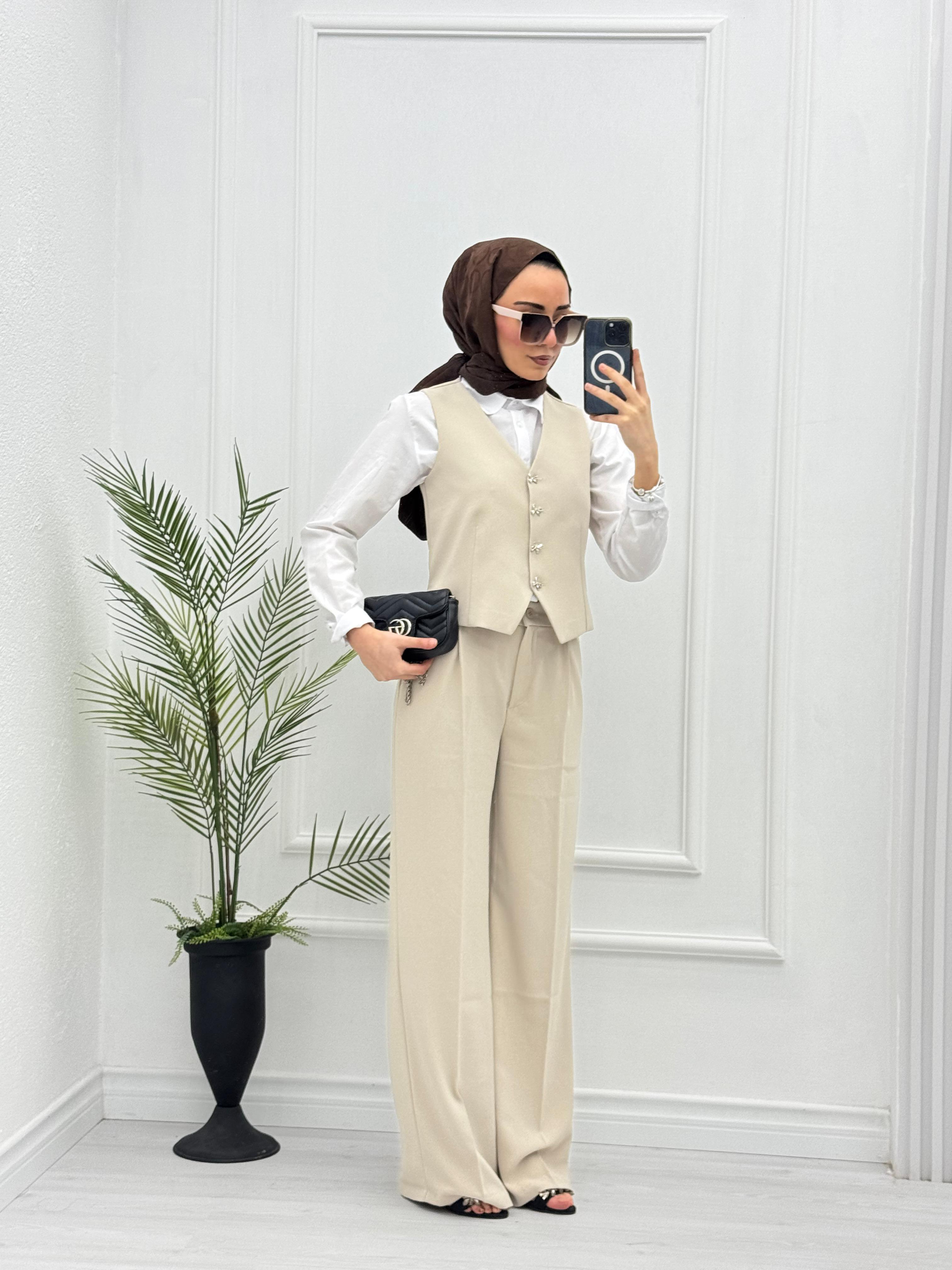 1003-Lina Takım-Krem