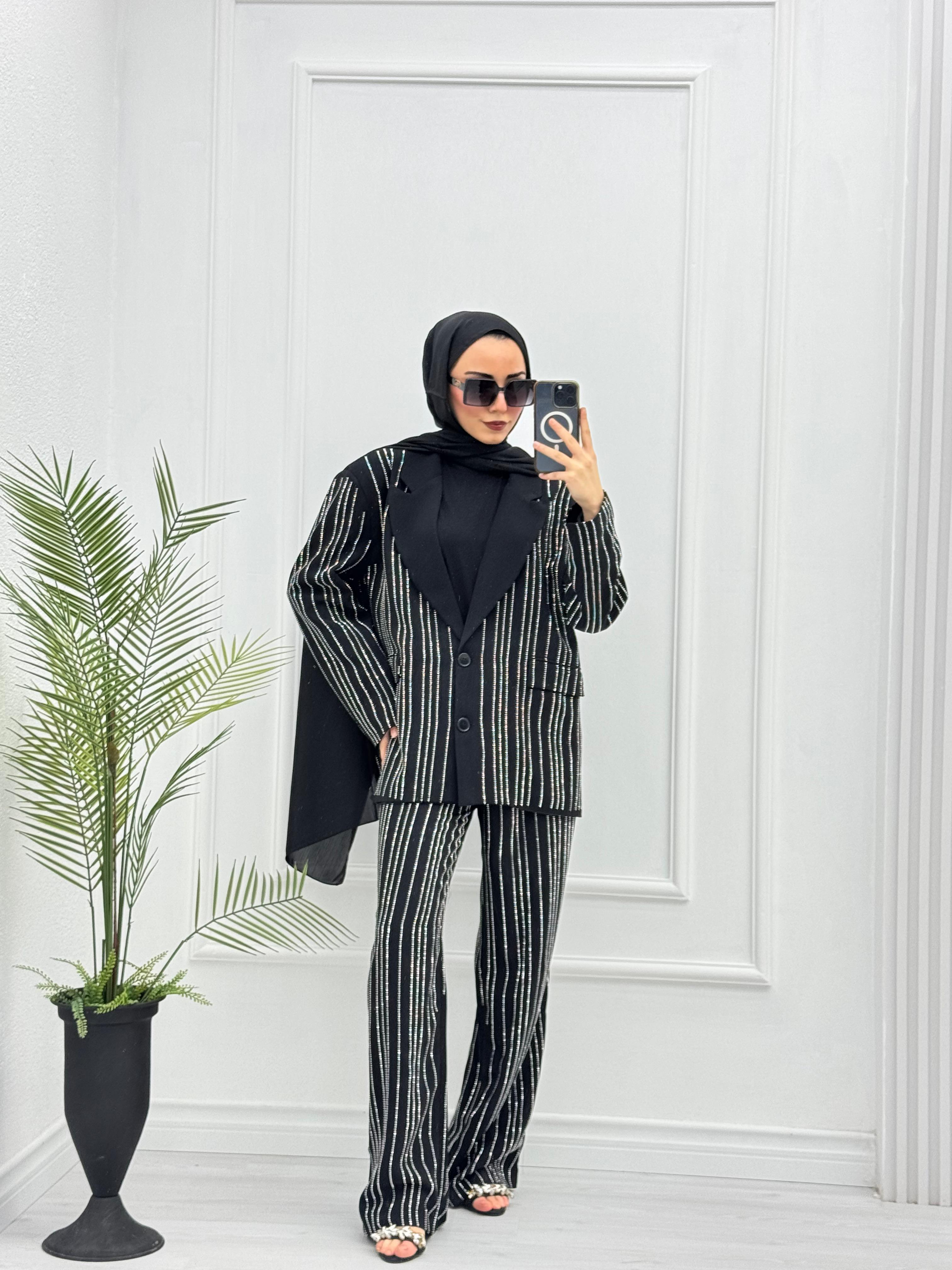 1043-Black Elegant-Siyah