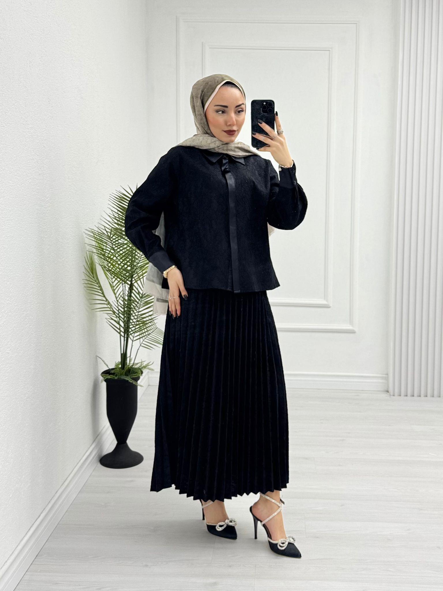 3444-Elsa Takım-Siyah