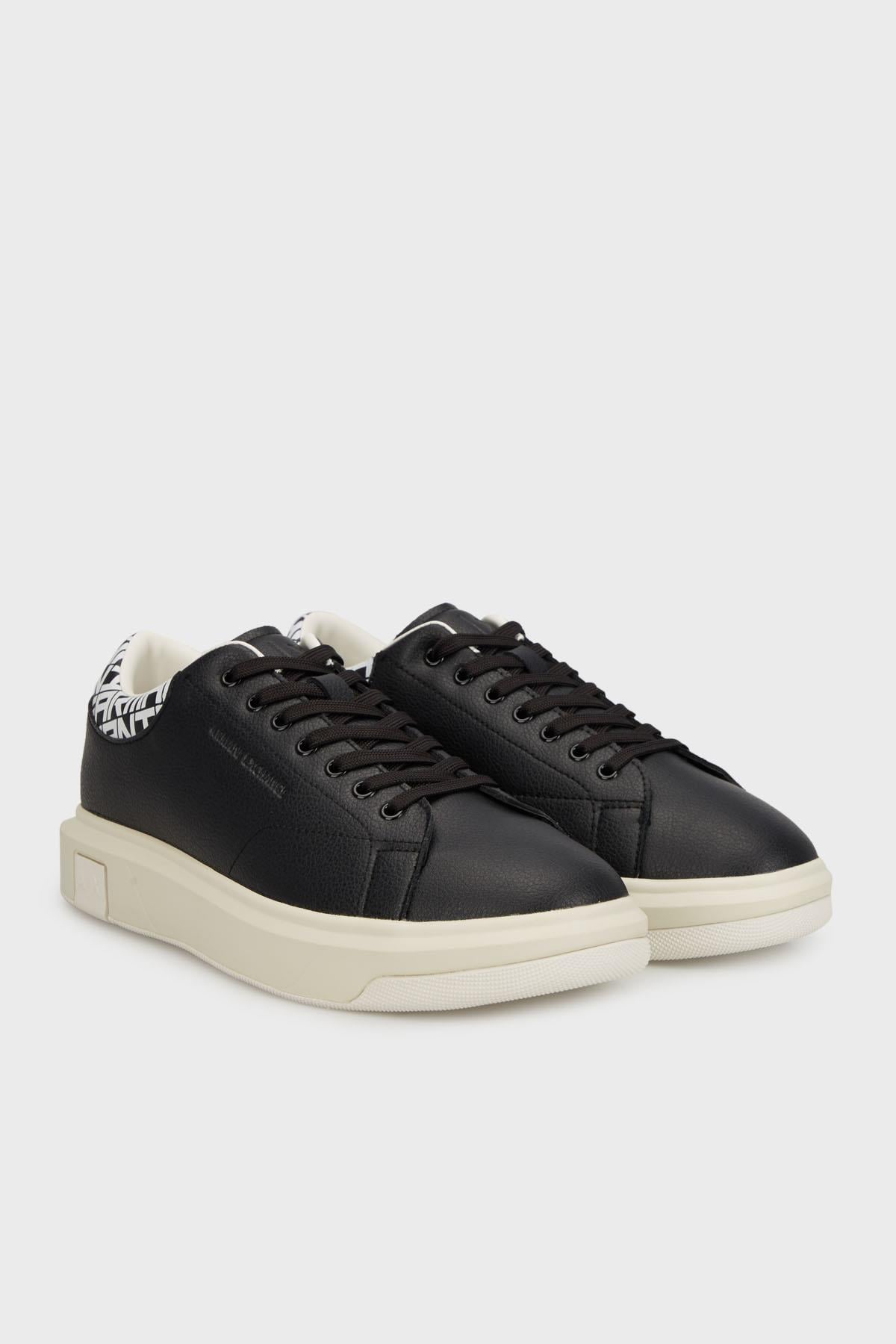 ARMANI EXCHANGE Armani Exchange Erkek Rahat ve Düz Taban Arkası Logo Desenli Siyah-Beyaz Sneaker XUX123 XV761-N814