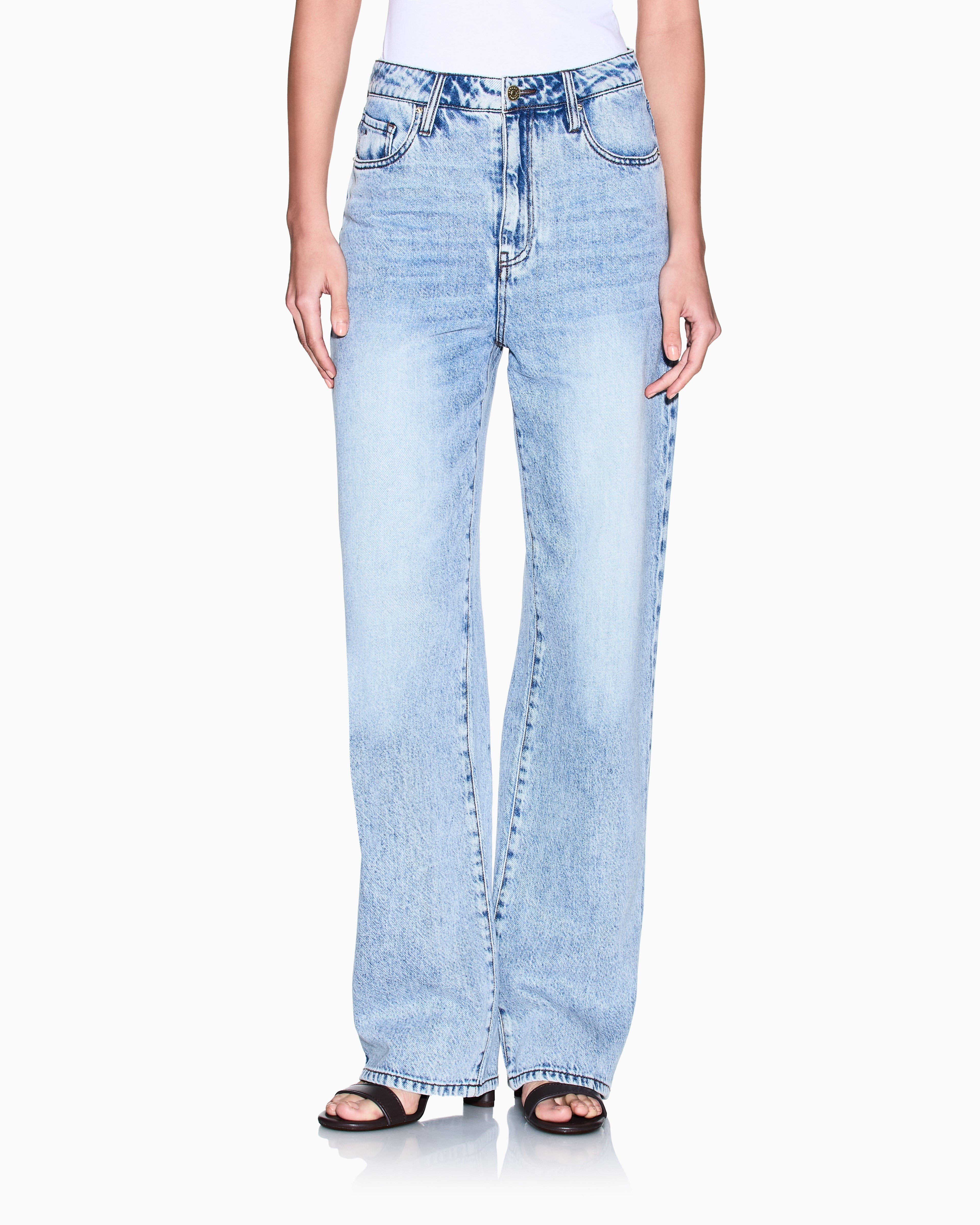 Armani Exchange Armani Exchange Kadın Denim Yüksek Bel Düğmeli Geniş Paçalı Lacivert Jeans XW000100 AF21338-MB001
