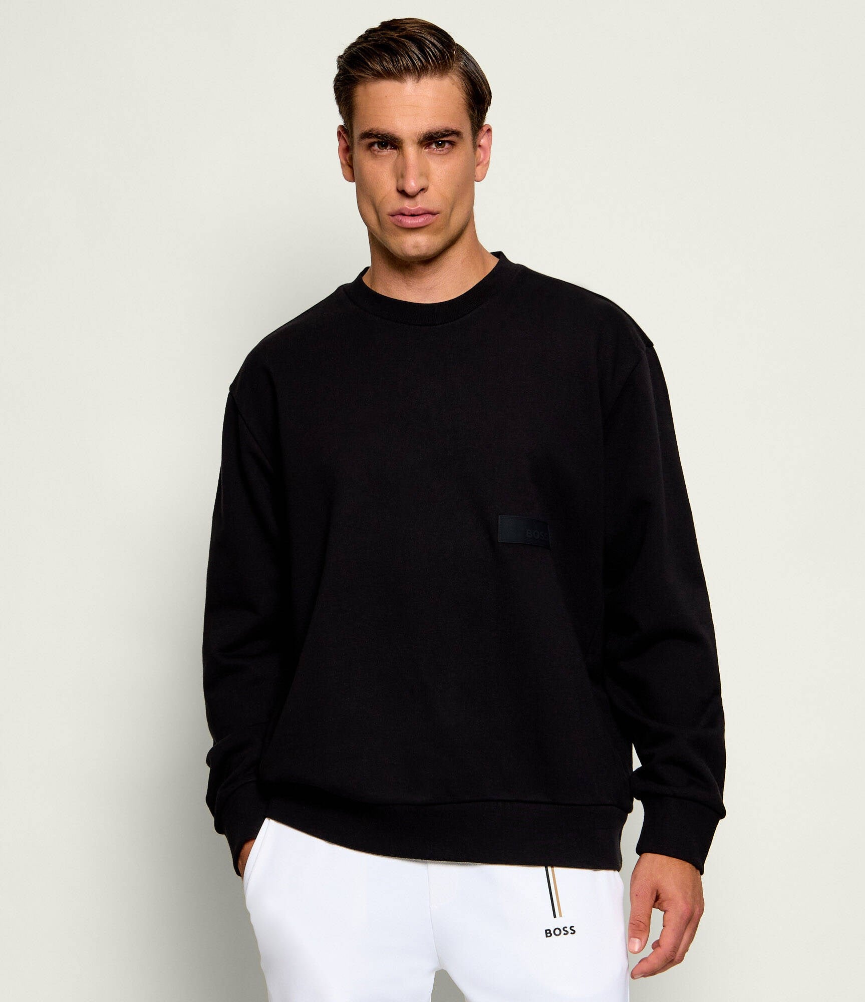 BOSS  BOSS Erkek Rahat Kalıp Logo Etiketli Yuvarlak Yakalı Pamuklu Uzun Kollu Siyah Sweatshirt 50564103-001