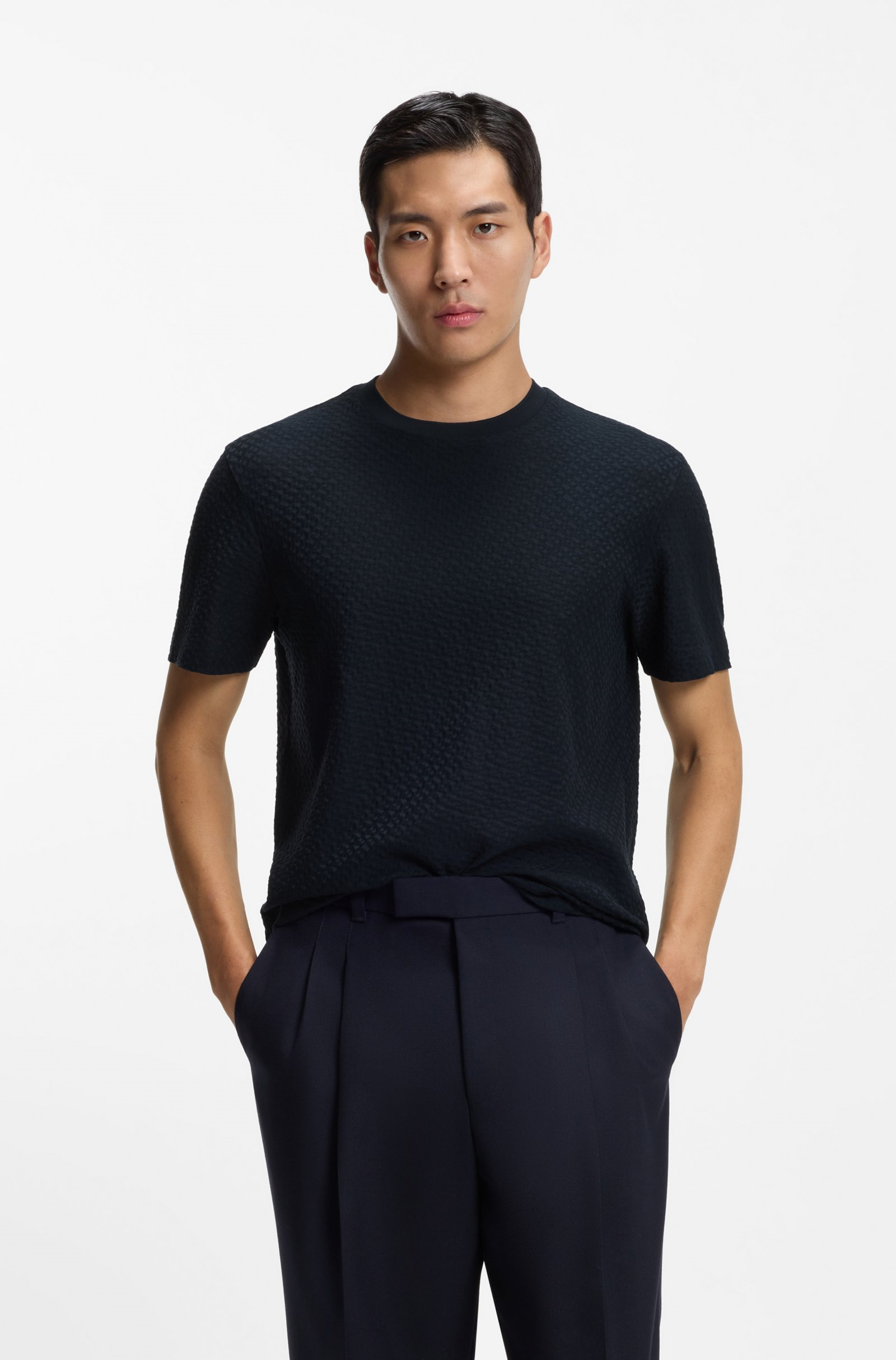 BOSS  BOSS Erkek Tamamı Monogram Logo Detaylı %100 Pamuklu Kısa Kollu Lacivert T-Shirt 50557395-404
