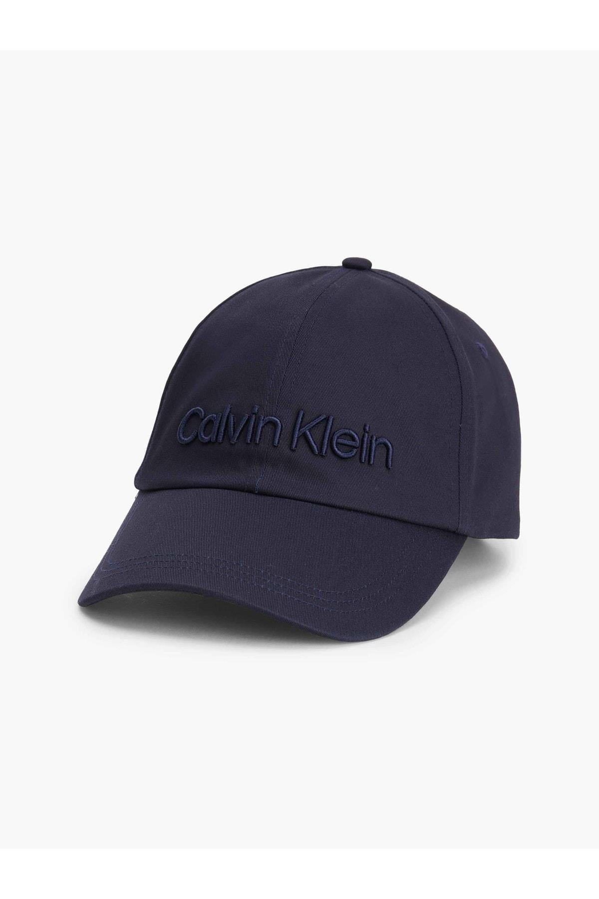 Calvin Klein Calvin Kleın Erkek Logolu Dokuma Kumaş Normal Kalıp Mavi Şapka K50K505737-CCM