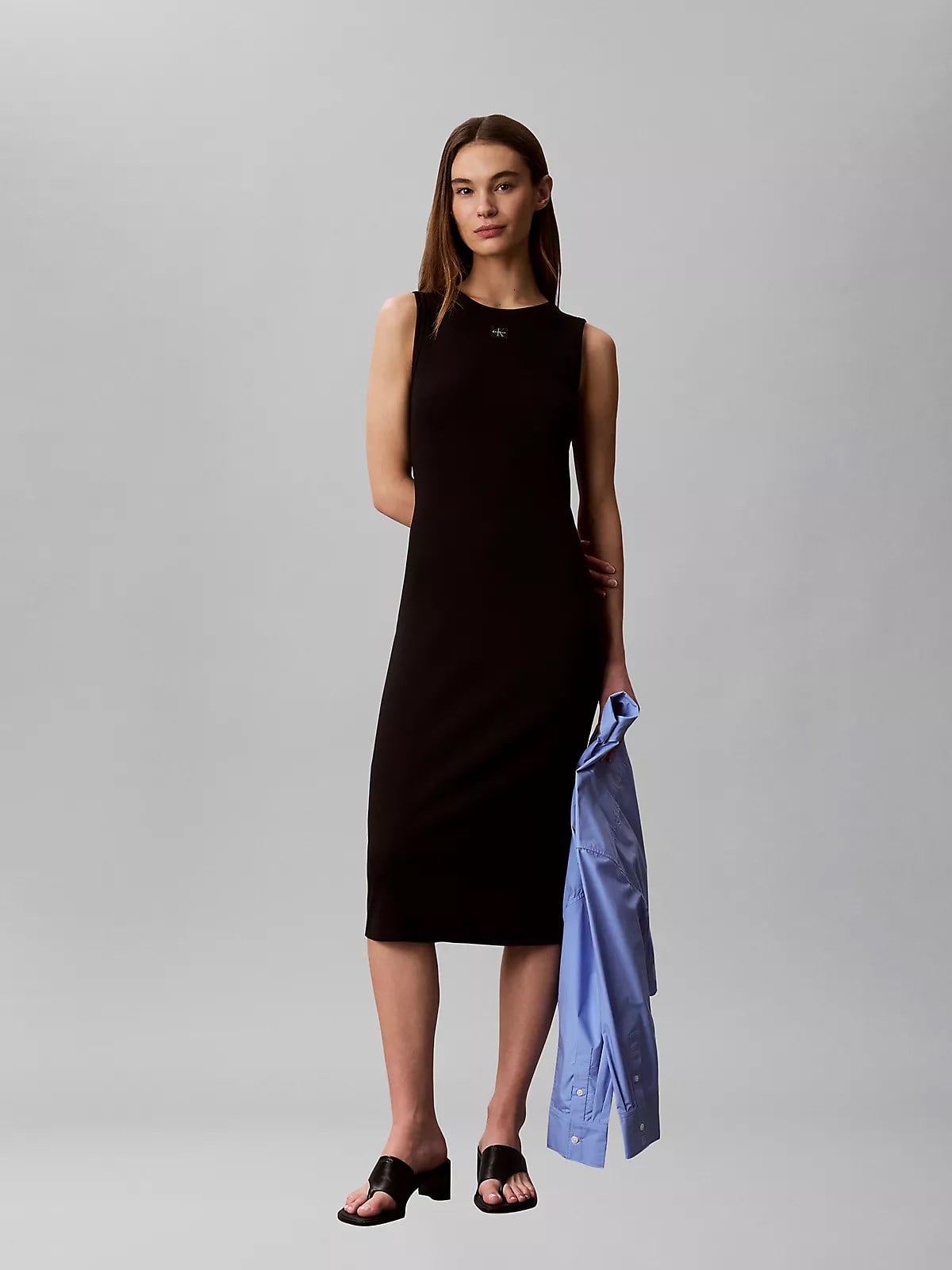 Calvin Klein Calvin Klein Kadın Slim Fit Yuvarlak Yakalı CK Logo İmzalı Kolsuz Midi Siyah Elbise LV047G209G-UB1