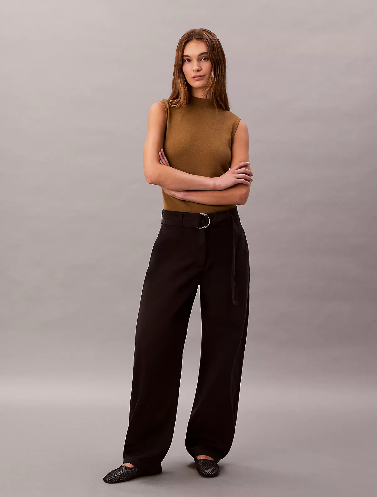 Calvin Klein Calvin Klein Kadın Yüksek Bel Geniş Paça Belde Kemer Detay Dokuma Kumaş Siyah Pantolon LV044E619G-UB1