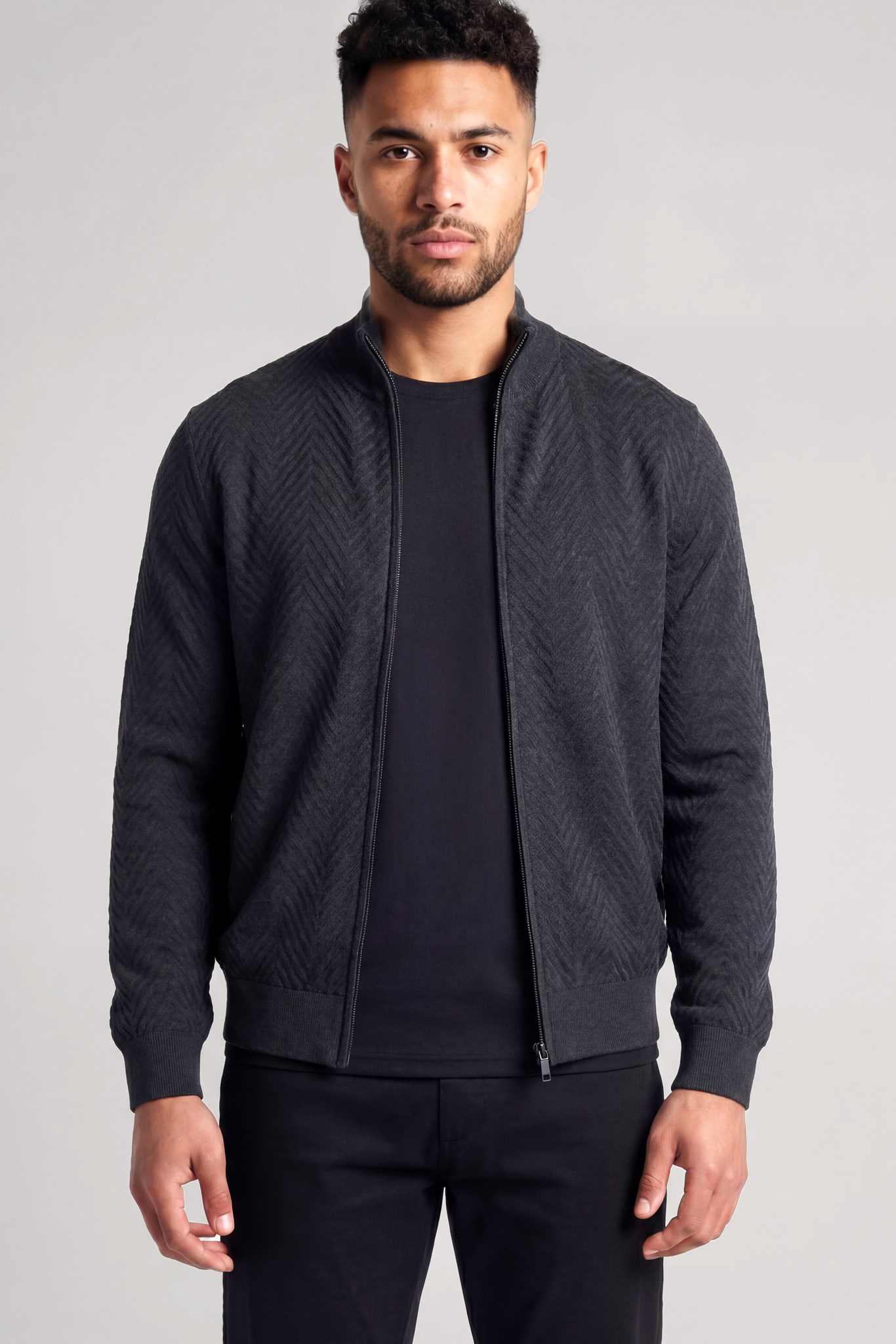 Emporio Armani Emporıo Armani Erkek Dik Yaka Fermuar Kapamalı Cep Detaylı Siyah Mont EM004670 AF23759-UC001