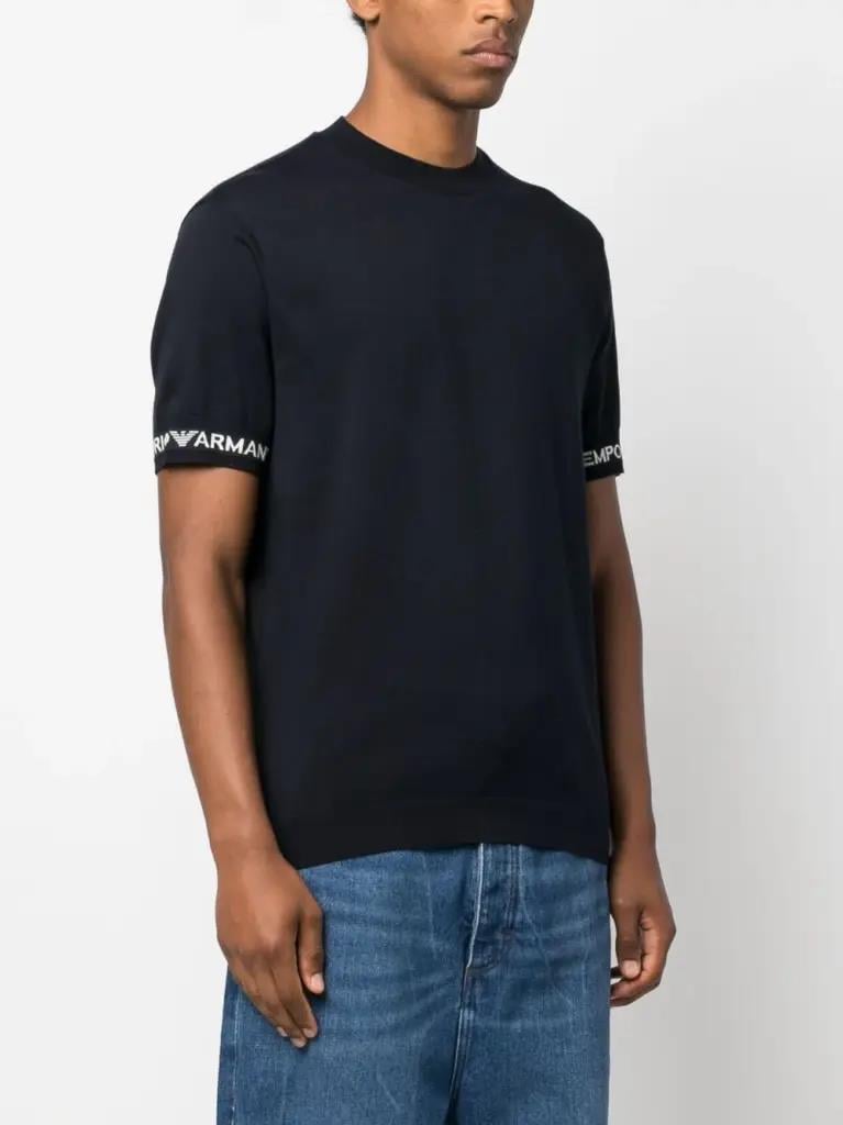 Emporio Armani Emporıo Armani Erkek slim fit Kısa Kollu Logolu Bisiklet Yaka Lacivert T-Shirt 6R1TEB 1JFIZ-0908