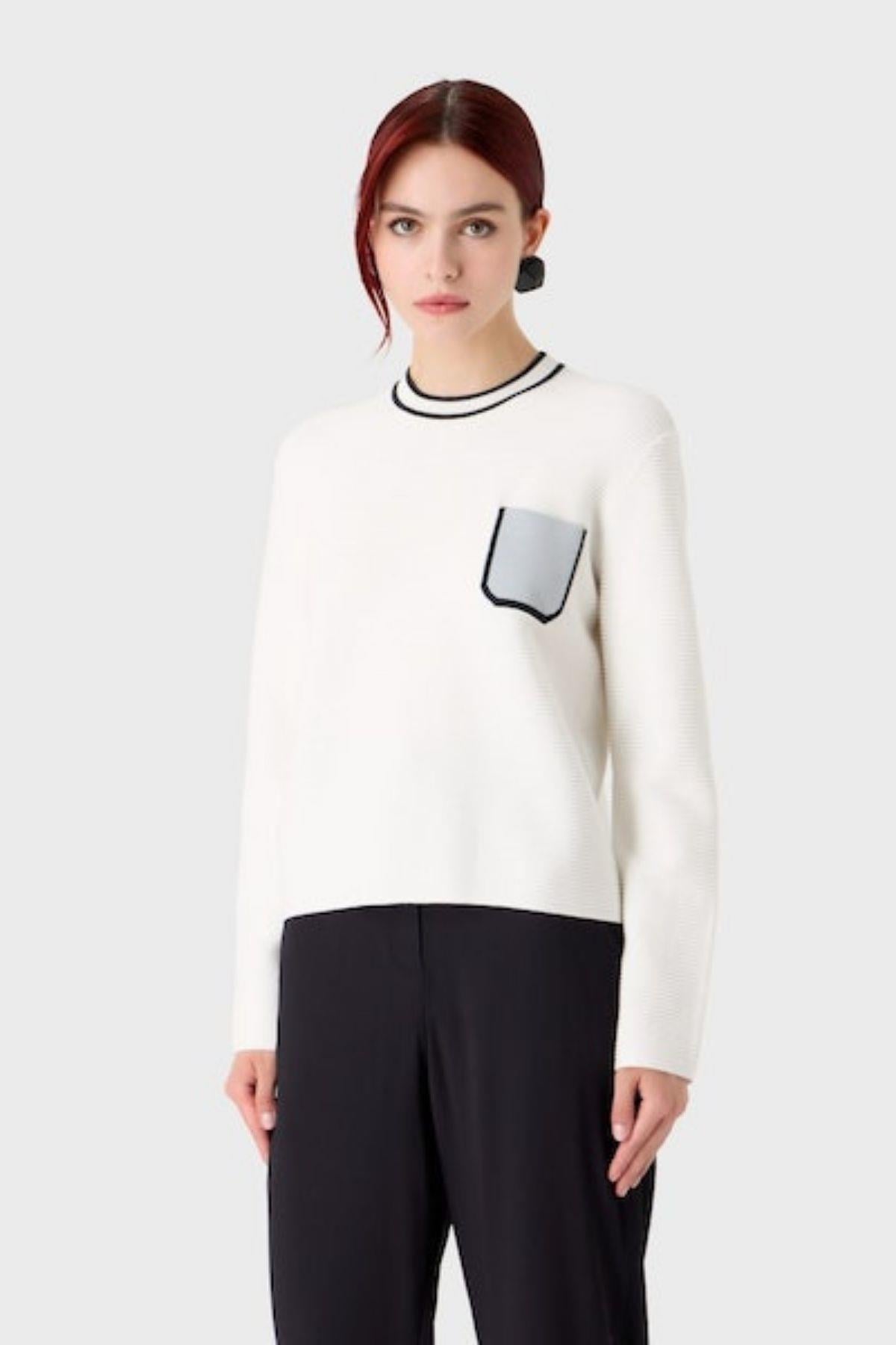 Emporio Armani Emporıo Armani Kadın Marka Logolu Uzun Kollu Rahat Beyaz Kazak 6R2MYI 2MB7Z-0101