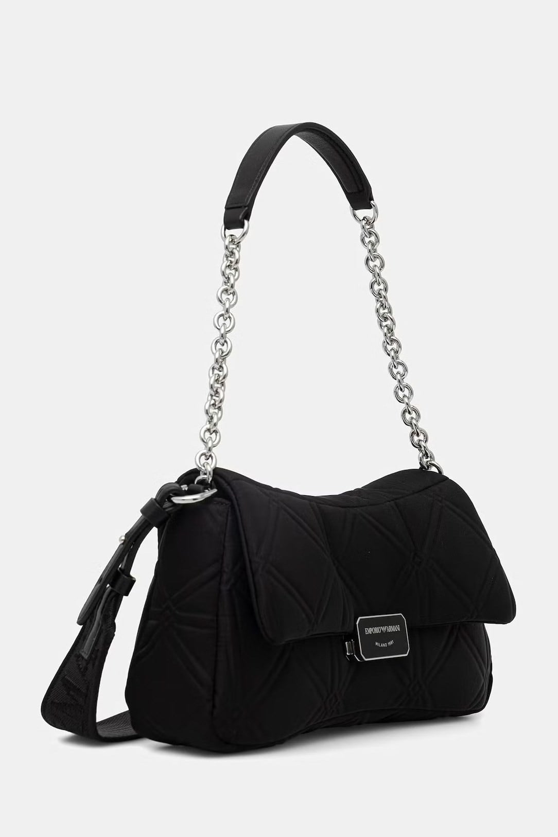 Emporio Armani Emporıo Armani Kadın Zincir Askı Deri Metal Logo Kapamalı Siyah Omuz Çantası EW002644 AF22792-UC001
