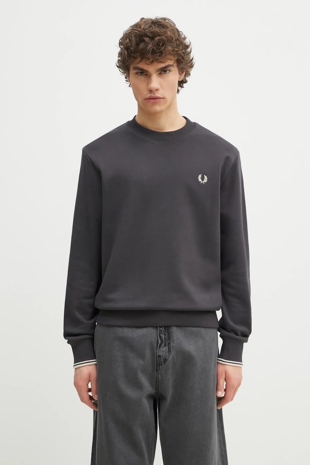 Fred Perry Fred Perry Erkek Normal Kalıp Yuvarlak Yakalı Logo İşlemeli Pamuk Karışımlı Uzun Kollu Siyah Sweatshirt M7535-V56