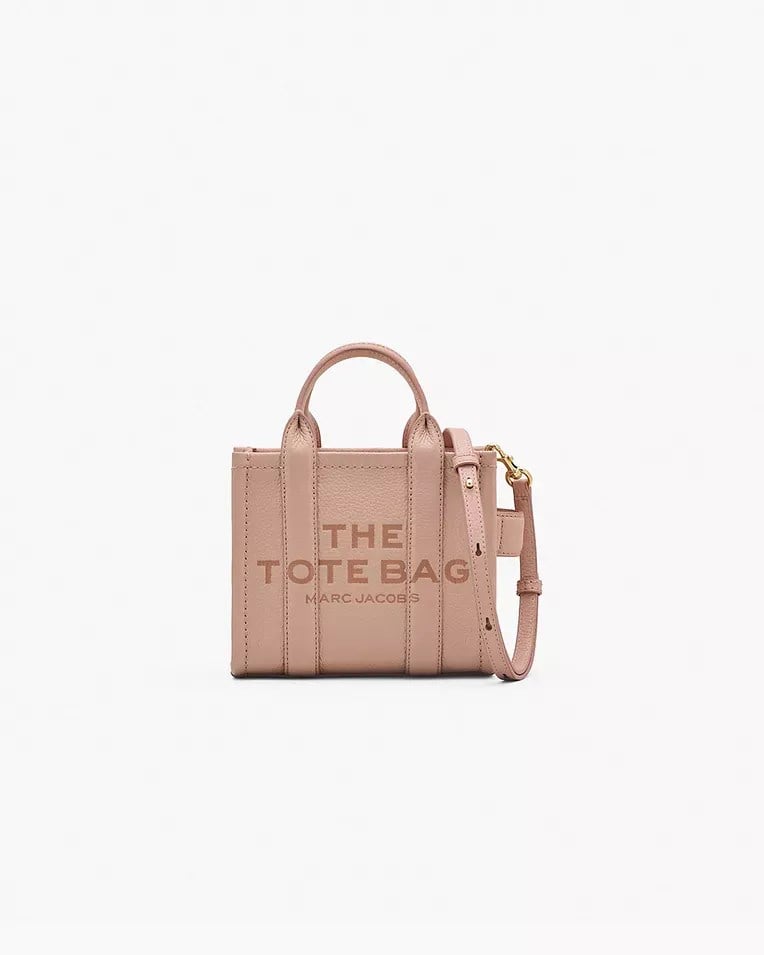 Marc Jacobs Marc Jacobs Kadın Fermuar Kapamalı Logo Detaylı Deri Mini Pudra Omuz Çantası H053L01RE22-624