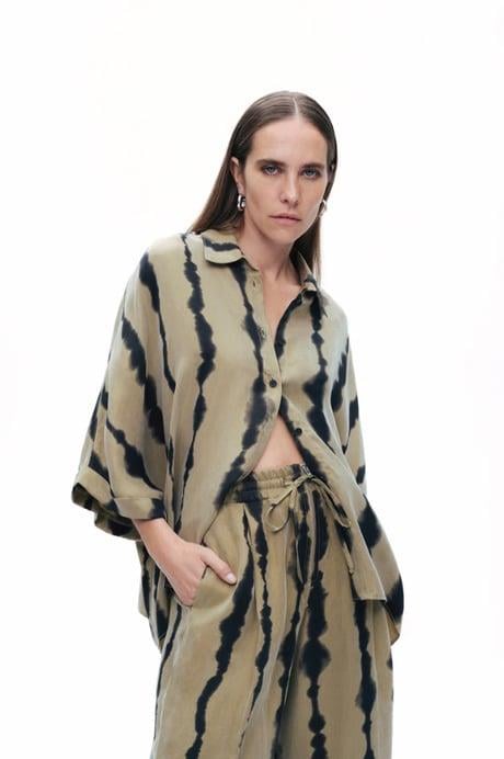 Nocturune Nocturune Kadın Rahat Kesim Dökümlü Desenli Düğme Kapamalı Oversize Çok Renkli Gömlek N25YN25183-VARYANT