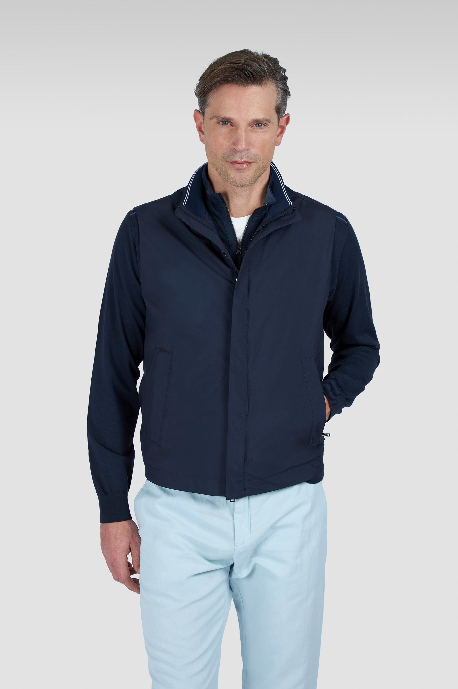 Paul Shark Paul Shark Erkek Regular Fit Kolu Cep Detaylı Dik Yaka Fermuarlı Lacivert Yelek 25412657SMA-013