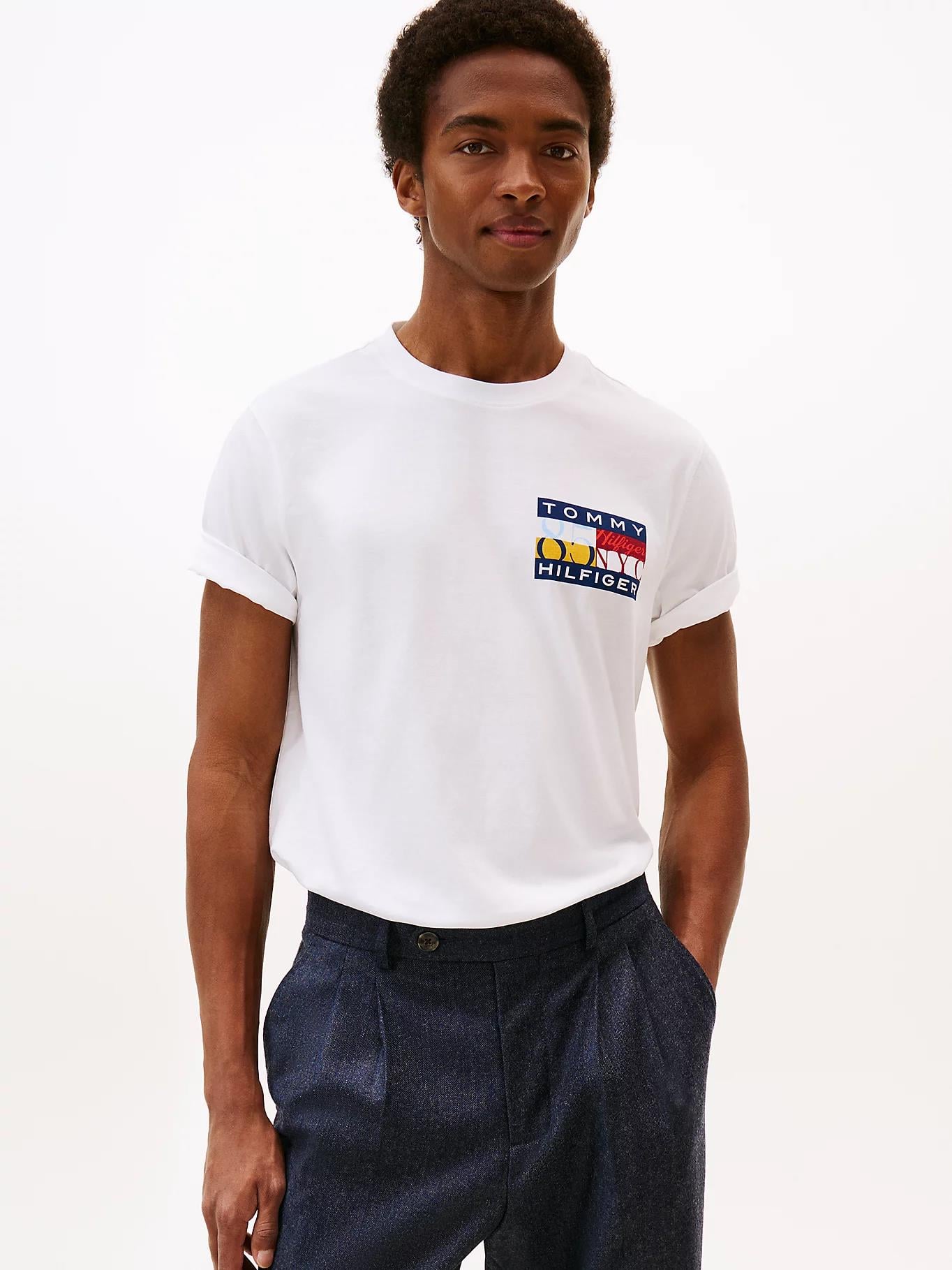 Tommy Hilfiger Tommy Hilfiger Erkek Rahat Kalıp Renk Bloklu Yuvarlak Yakalı %100 Pamuklu Kısa Kollu Beyaz T-Shirt MW0MW40006-YBR