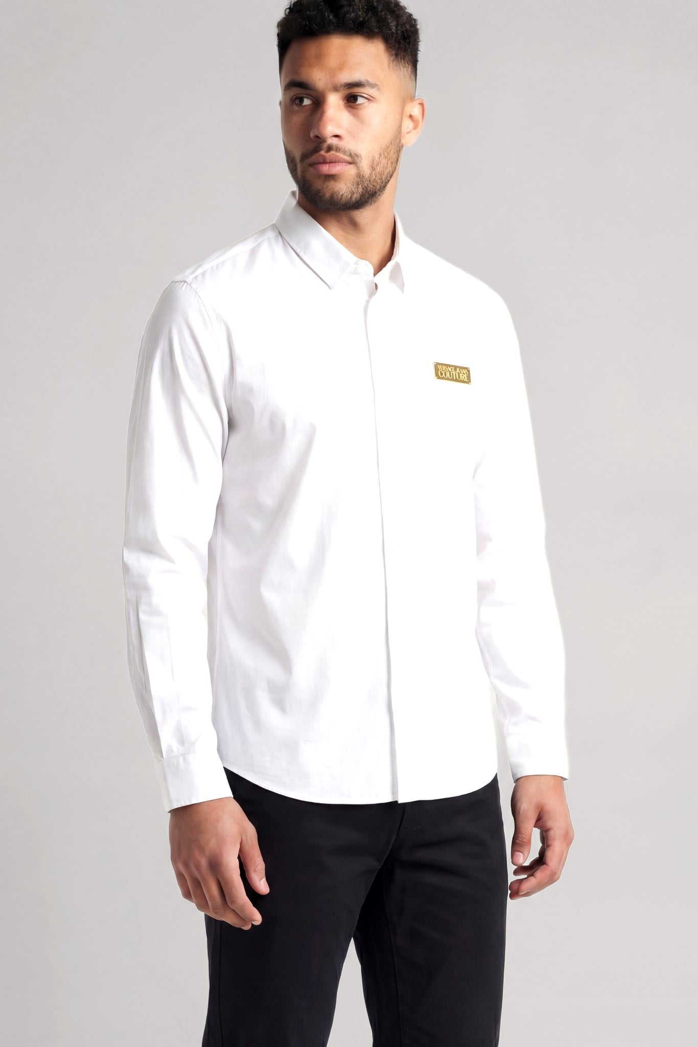 Versace Versace Erkek Metalik Logo Detaylı Normal Kalıp Pamuklu Uzun Kollu Beyaz-Altın Gömlek 80GALCS1 CNY17-G03