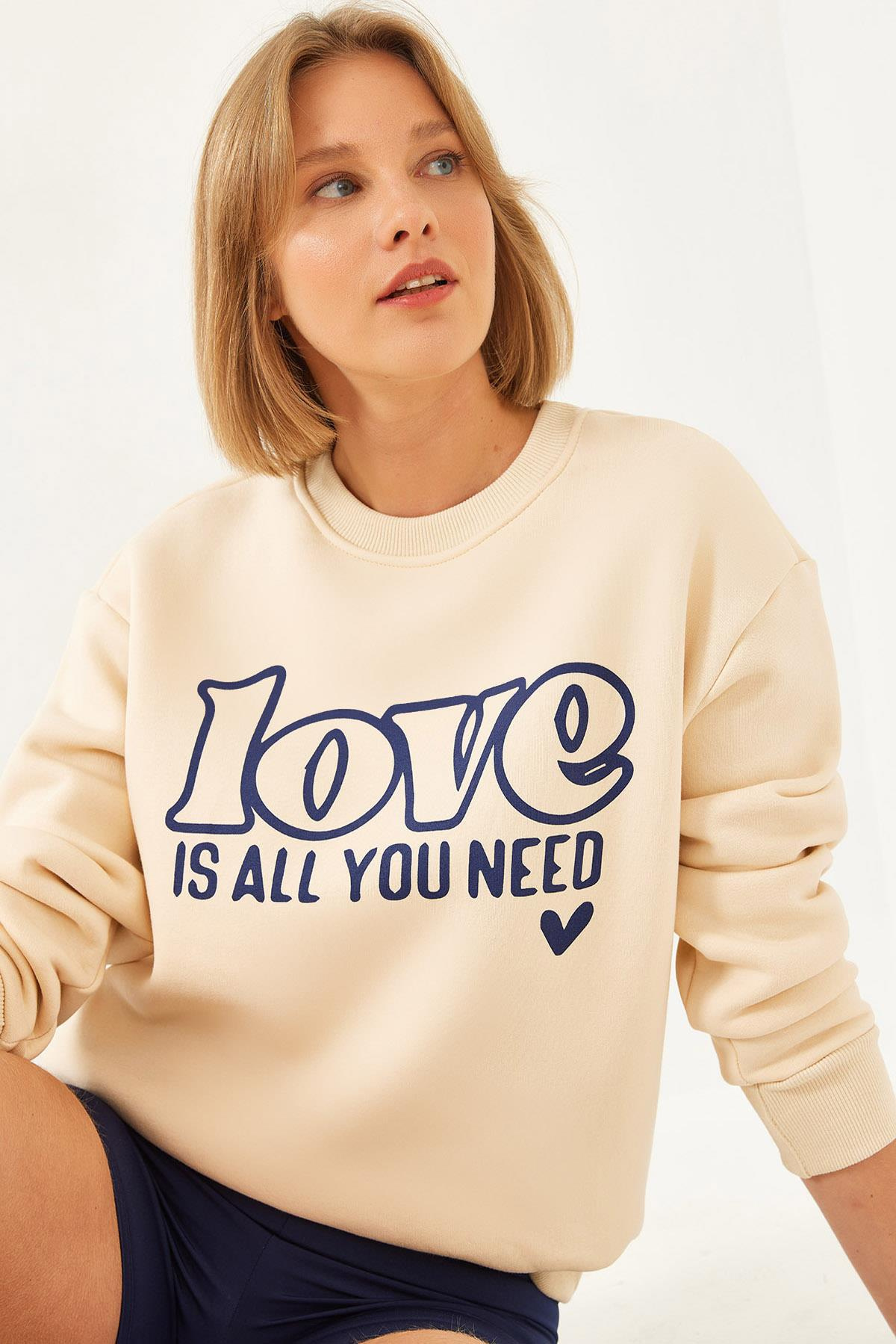 Bol Kesim Yuvarlak Yaka Sweatshirt MBHS022 60601022 - Bej